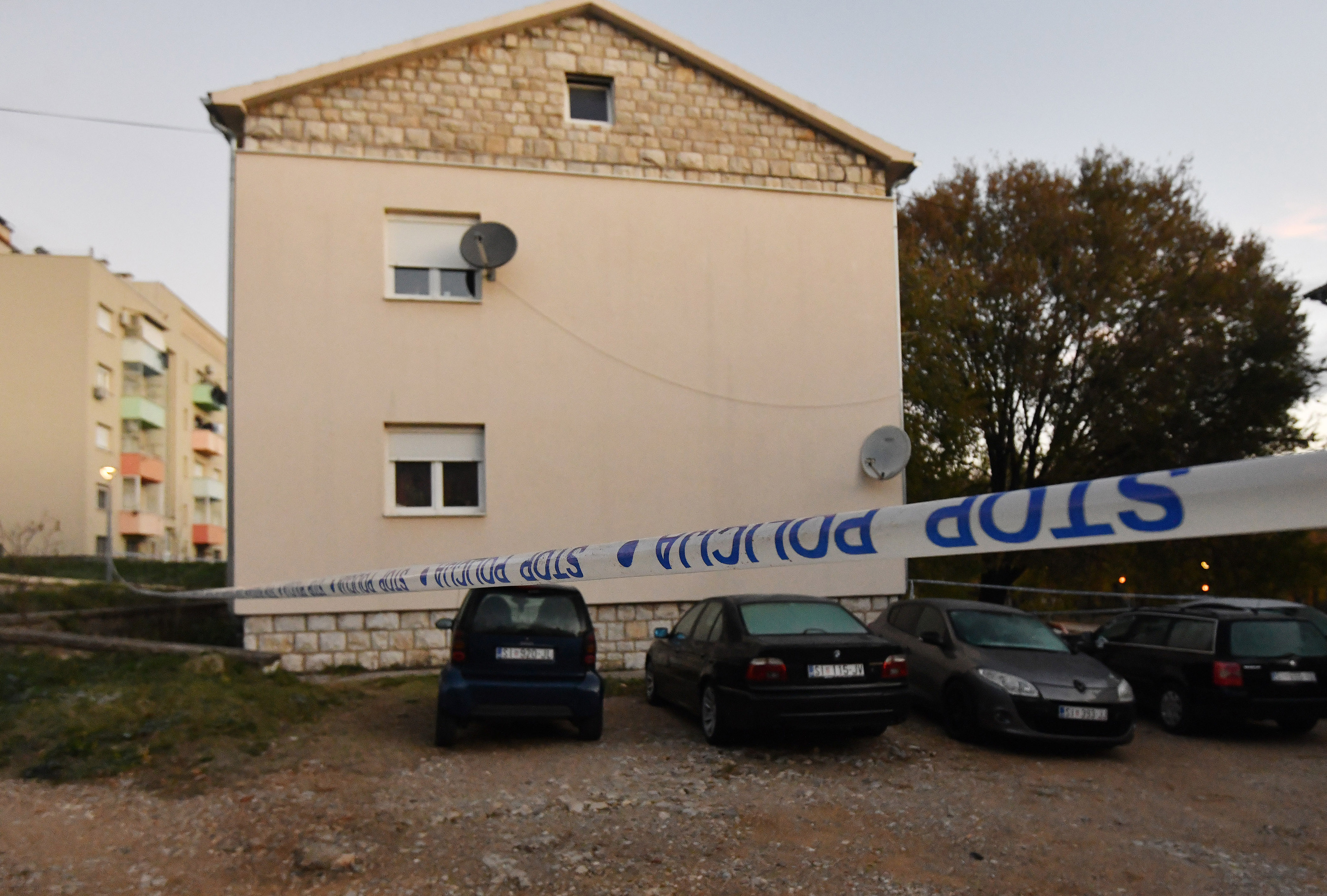 Stavba, kjer je odjeknila eksplozija (Foto: Hrvoje Jelavic/PIXSELL/F.A.BOBO)