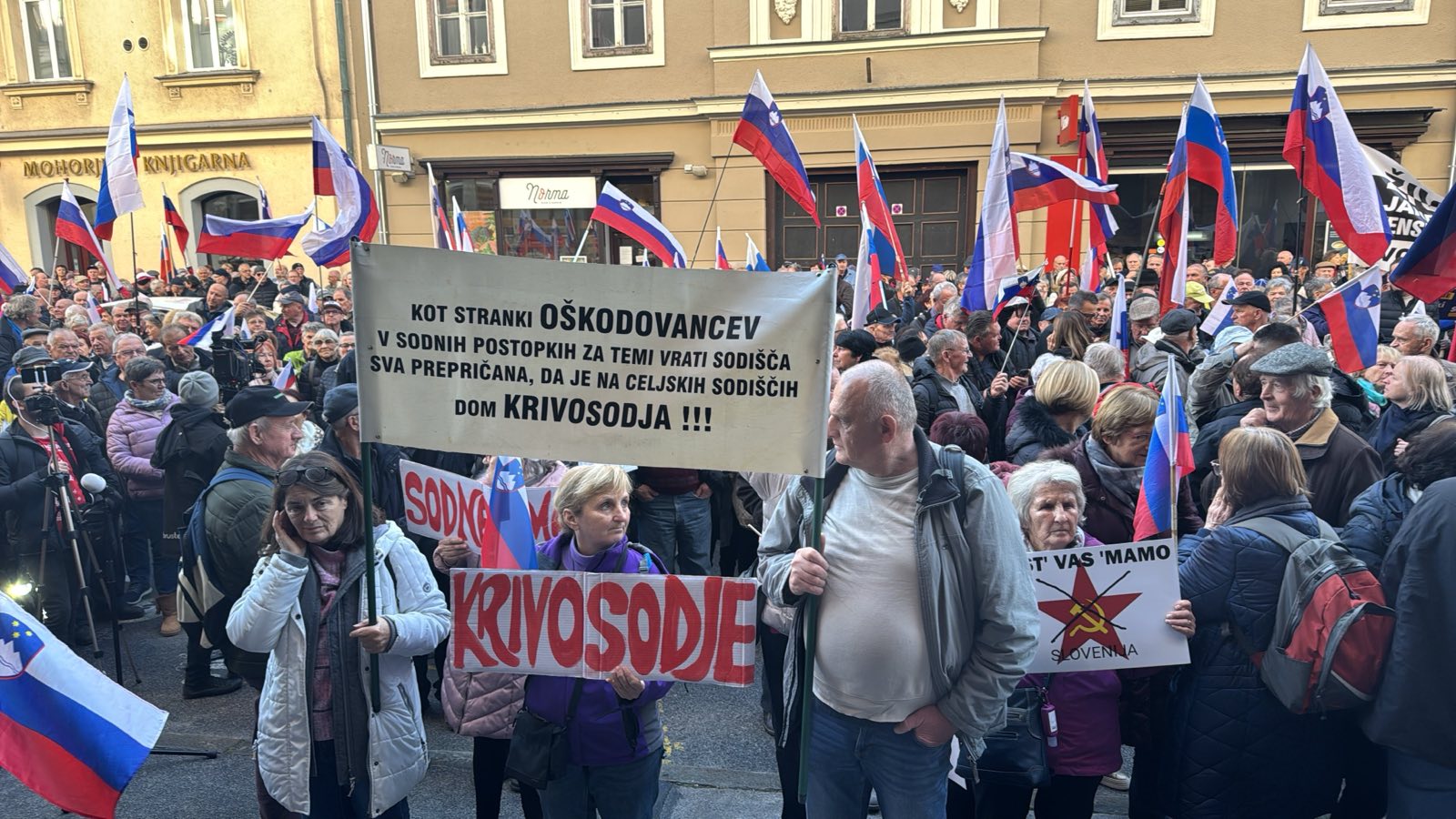 Prizor izpred celjskega okrožnega sodišča (Foto: N1)