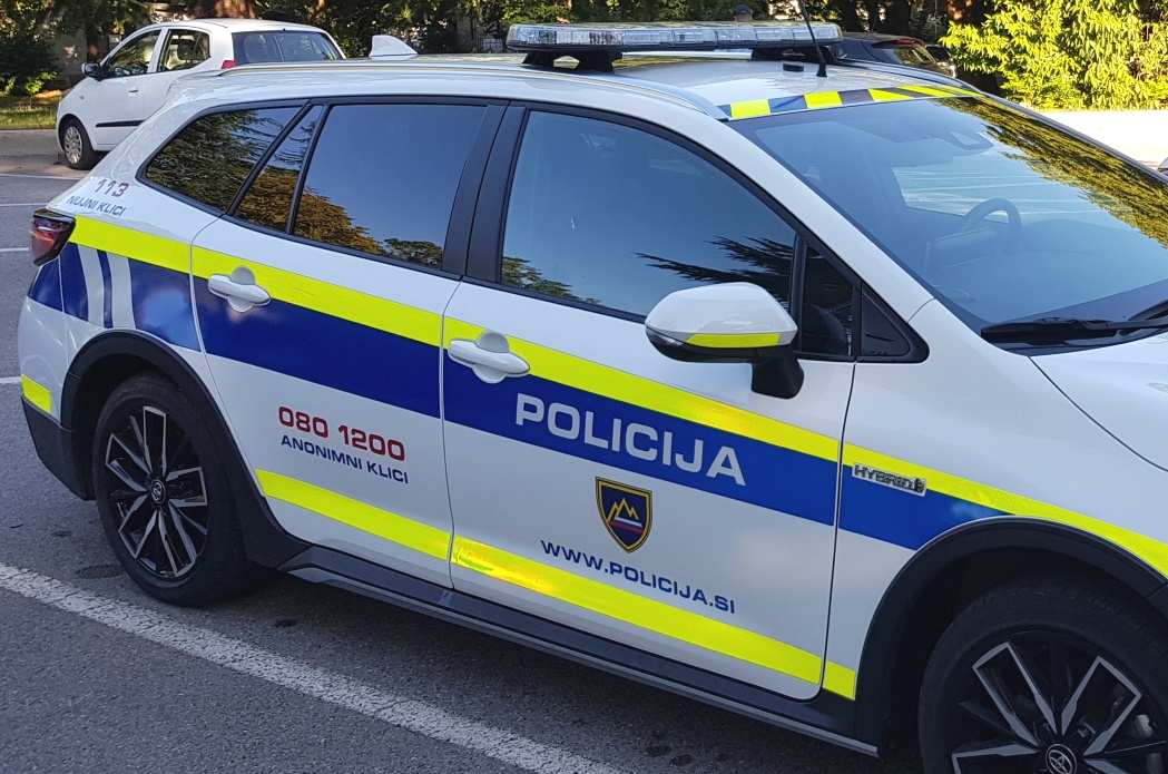 policijski avtomobil, nova gorica