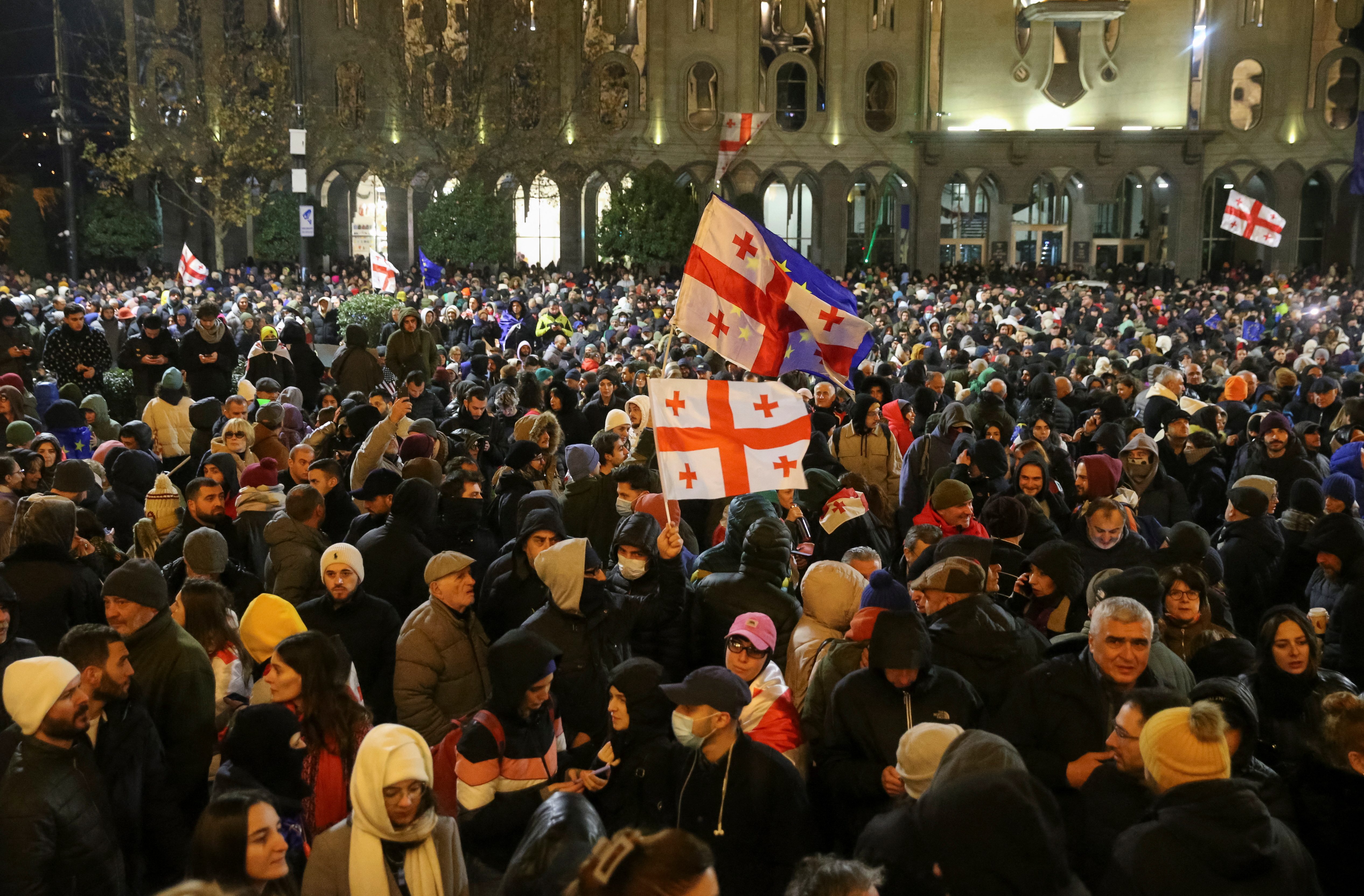 V Tbilisiju so izbruhnili protesti. (Foto: Irakli Gedenidze/REUTERS)