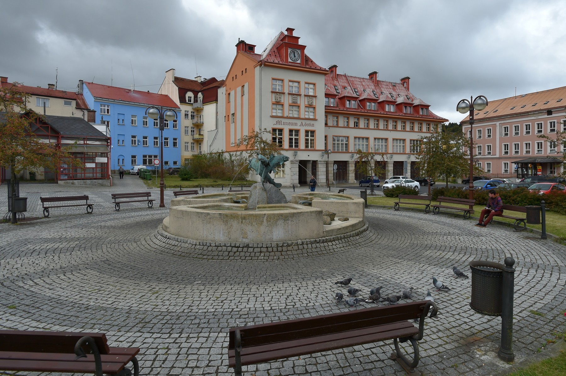 bývalá hasičská zbrojnice, fontána, Aš