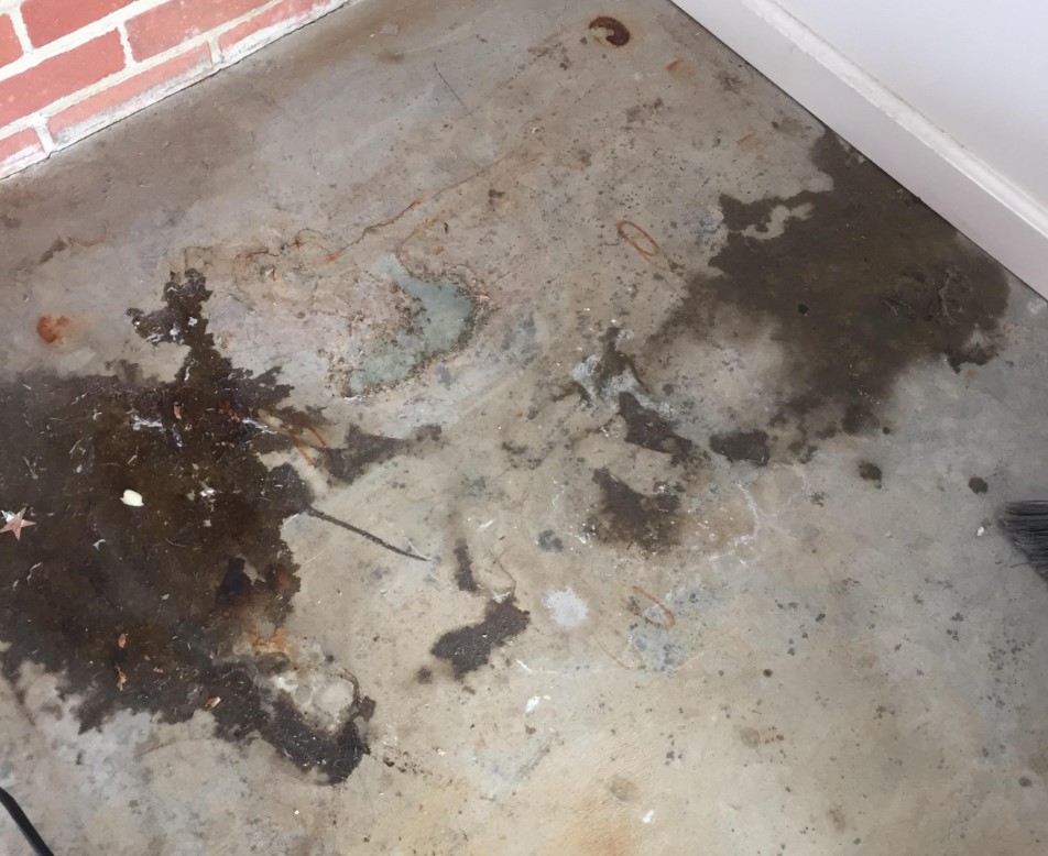 oljni madeži, garaža