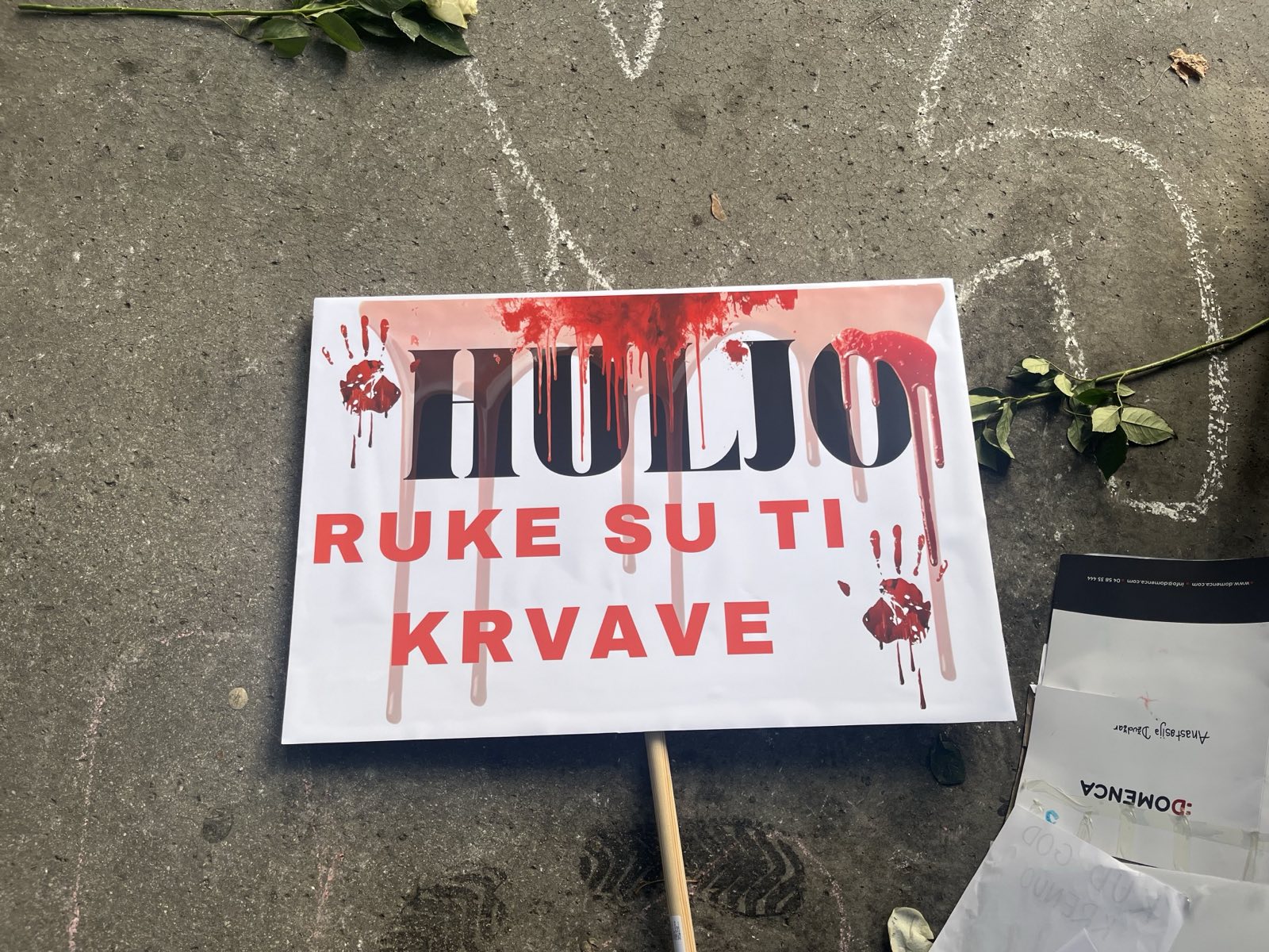 protest, srbsko veleposlaništvo v ljubljani, transparent, novi sad