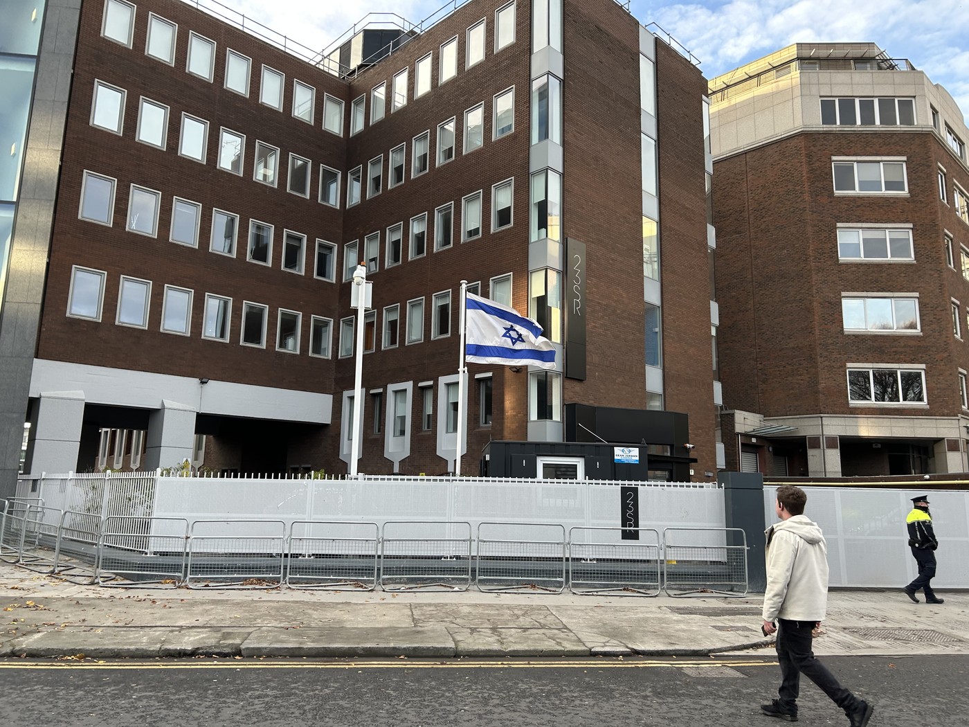 Izraelsko veleposlaništvo v Dublinu, Irska