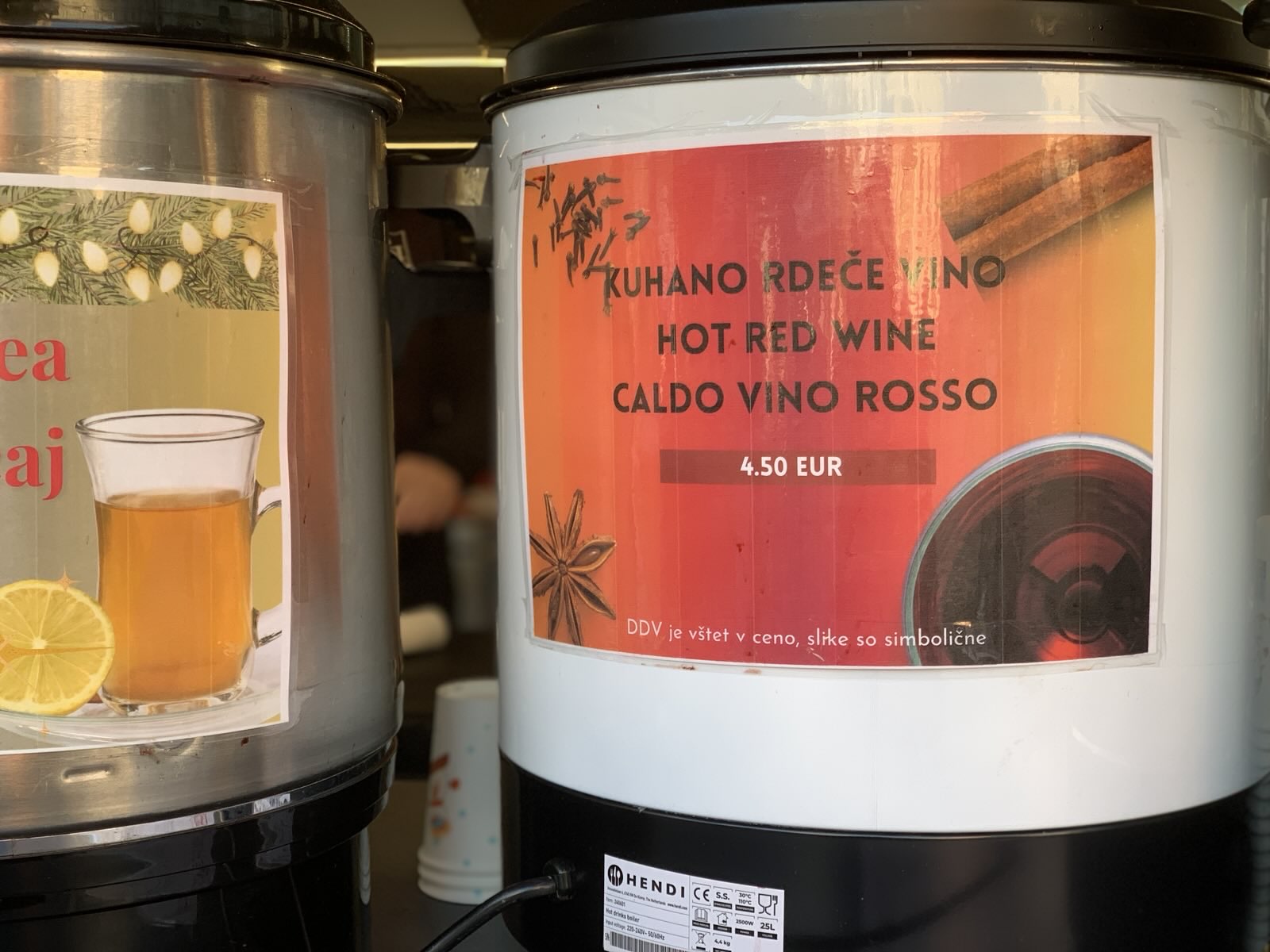 sejemske hiške, praznični sejem, sejem, ljubljana, ponudba, kuhano vino