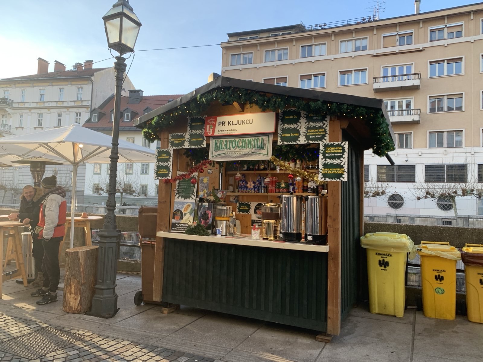 sejemske hiške, praznični sejem, sejem, ljubljana, ponudba, kuhano vino