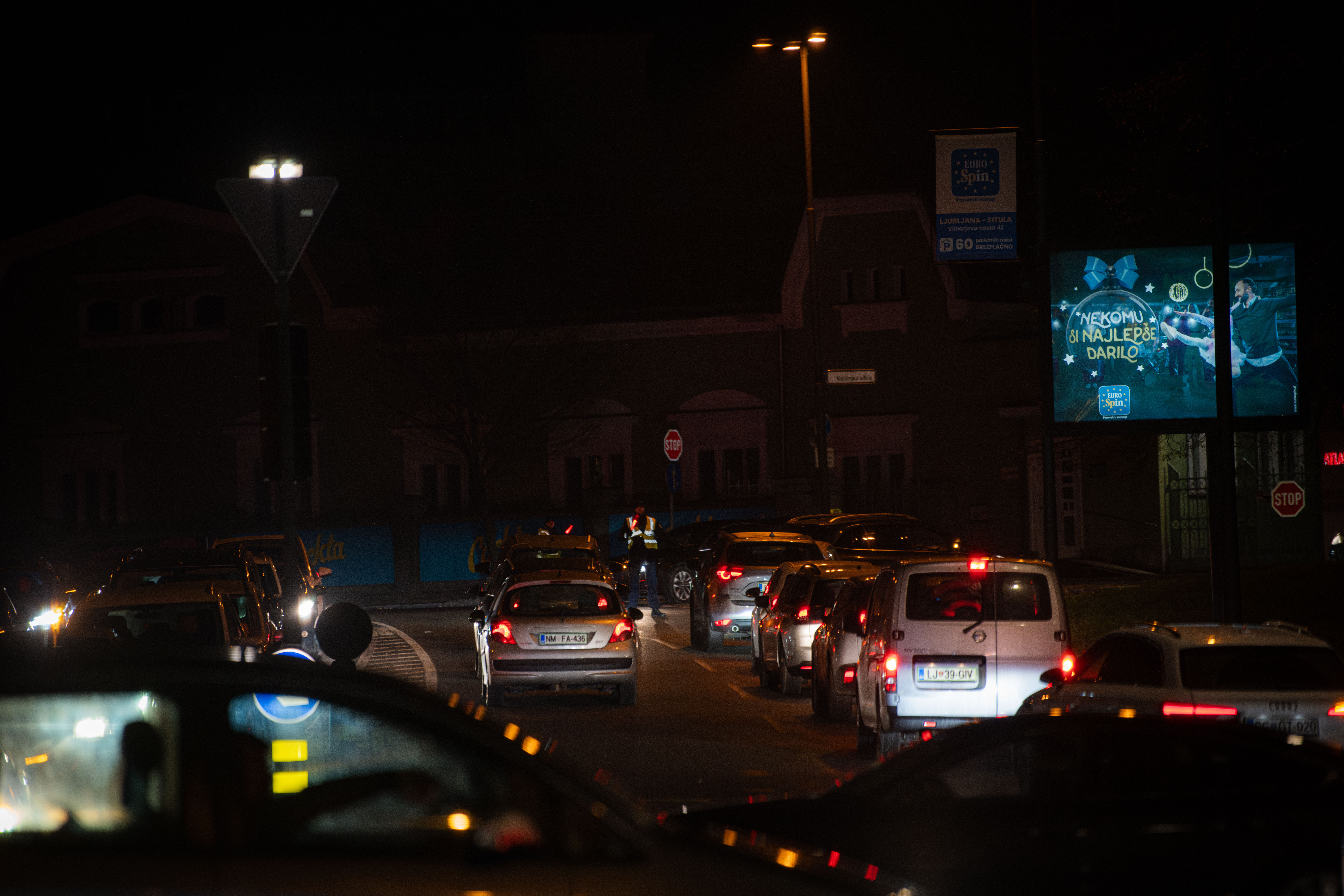 Nesreča na Šmartinski cesti v Ljubljani (Foto: N1)