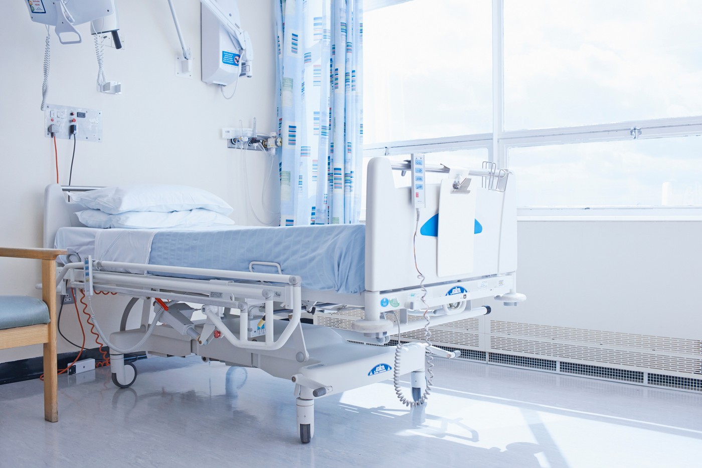 bolnišnica, postelja, zdravstvo