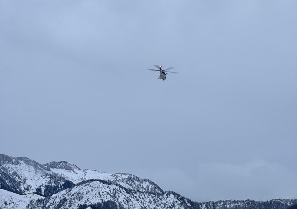 1734942205-resevanje-helikopter-.png