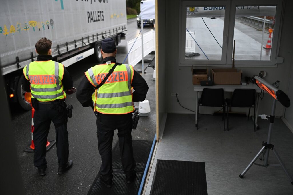 1735570552-Nemcija-na-kopenskih-mejah-izvaja-nadzor-4-1024x682.jpg