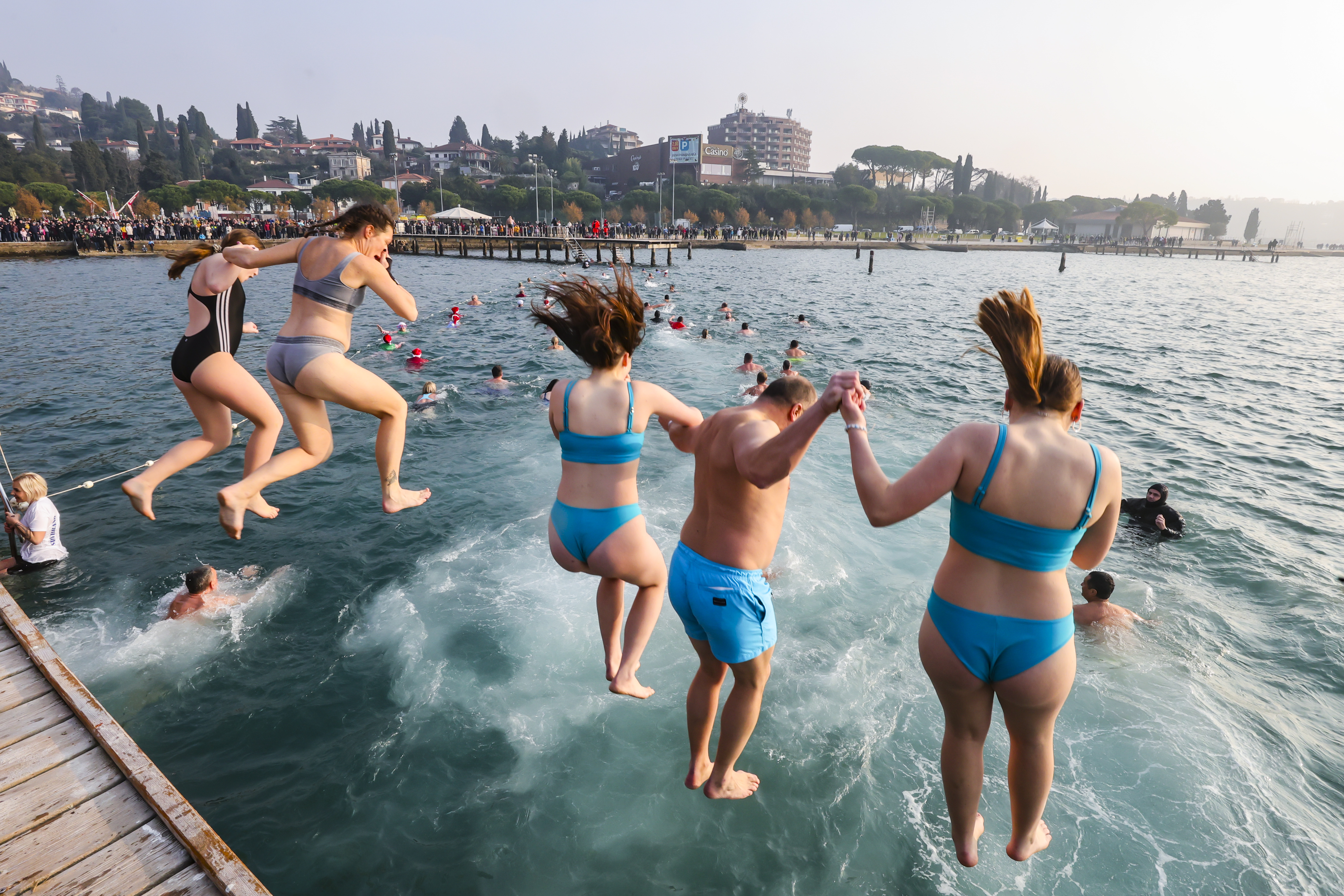 Novoletni skok v morje, Portorož