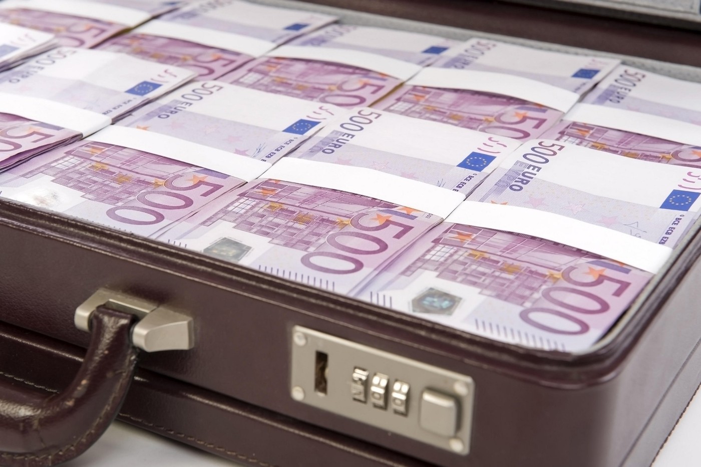 kovček, denar