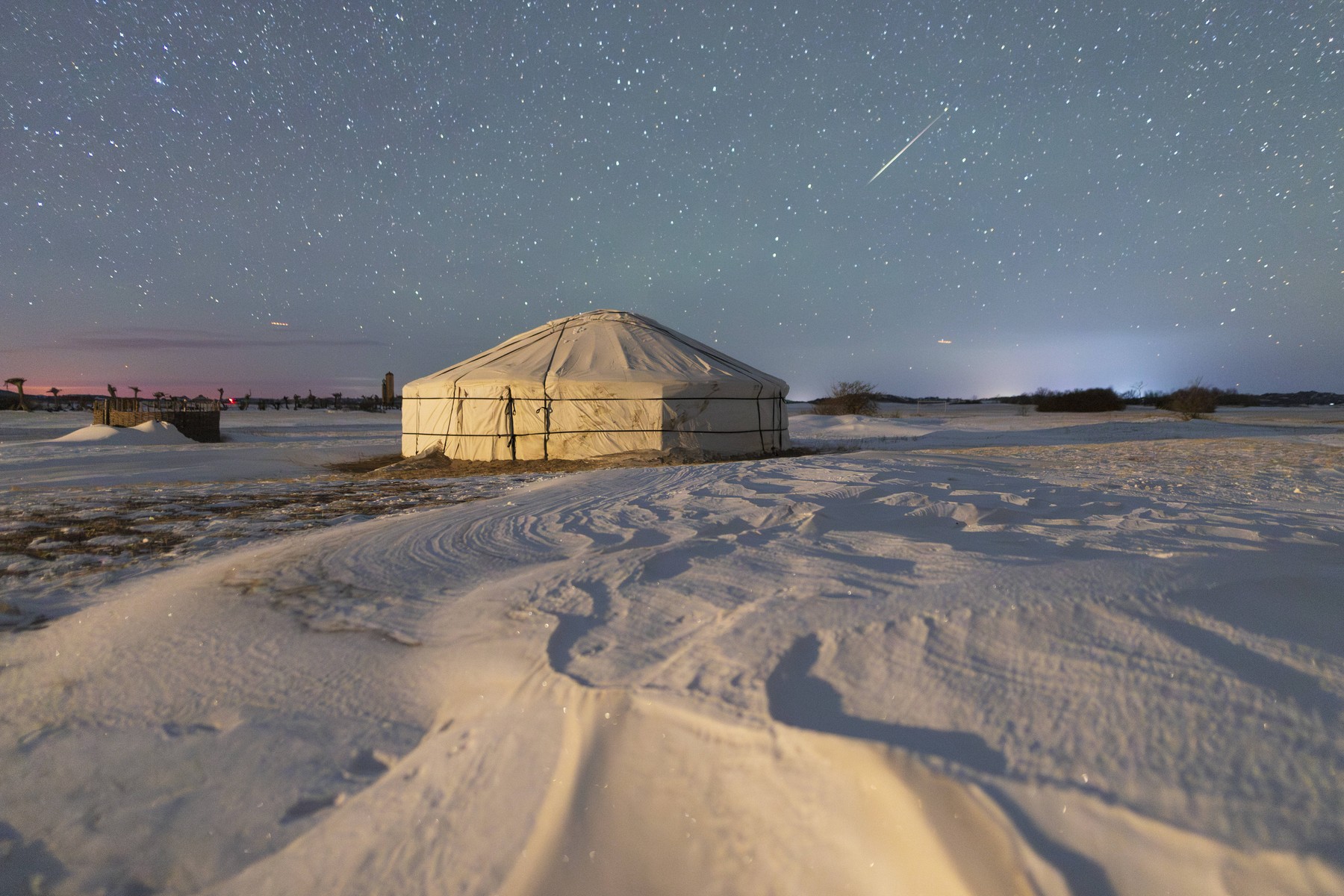 DUOLUN, CHINA - JANUARY 04: Quadrantid meteor shower is observed in the night sky on January 4, 2025 in Duolun County, X