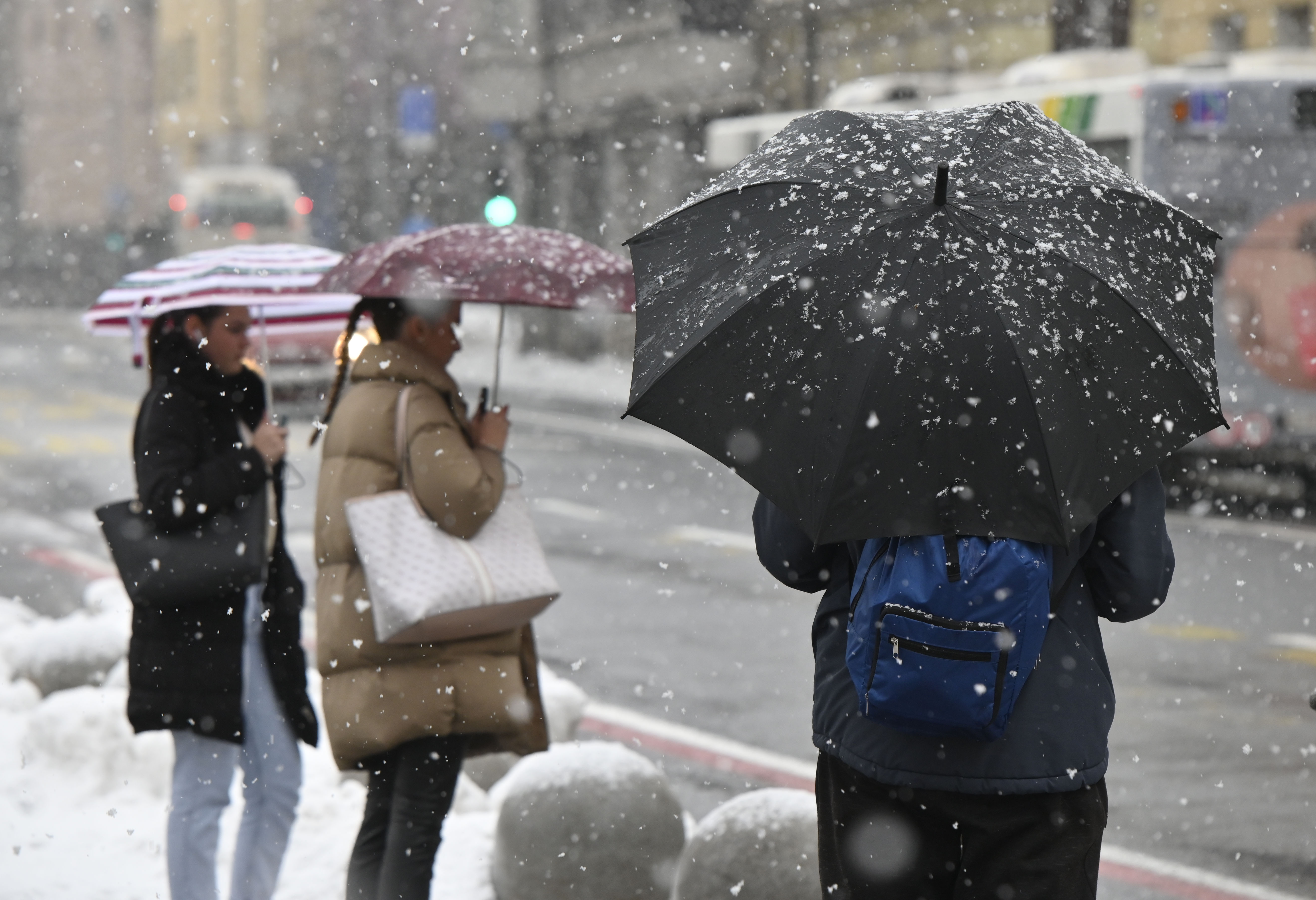 Sneg, sneženje, padavine