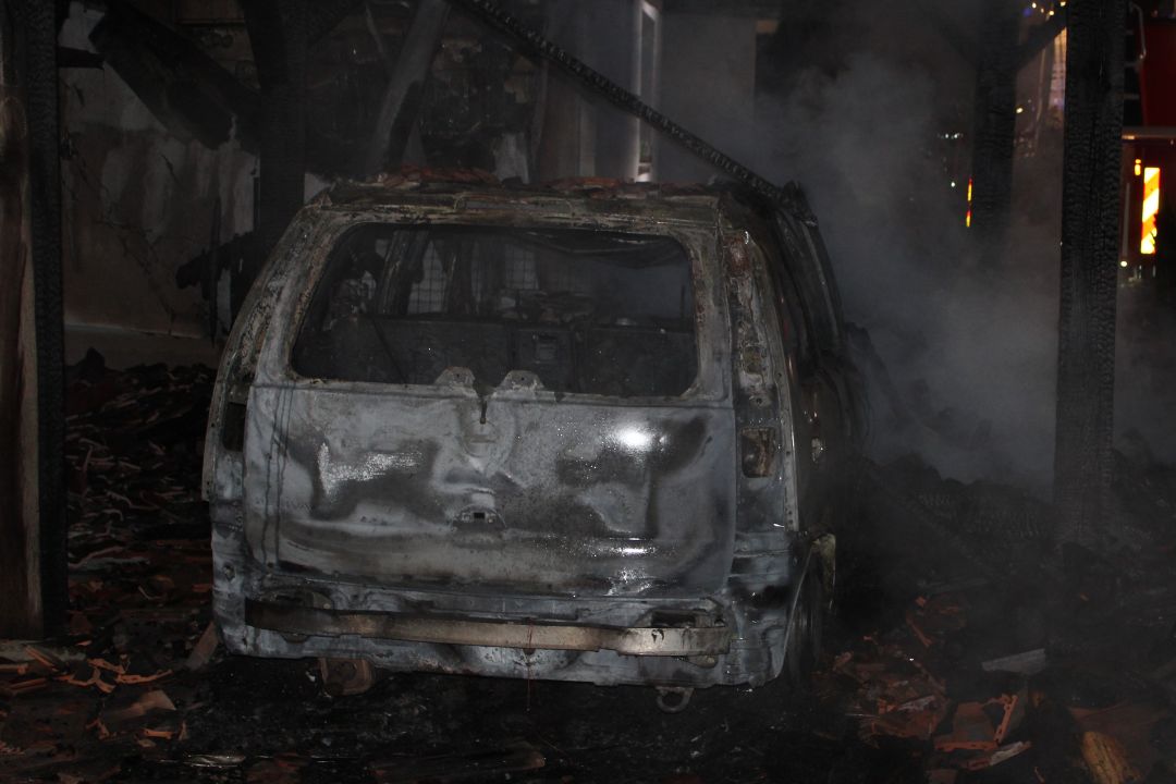 avto, požar, zgorel avto