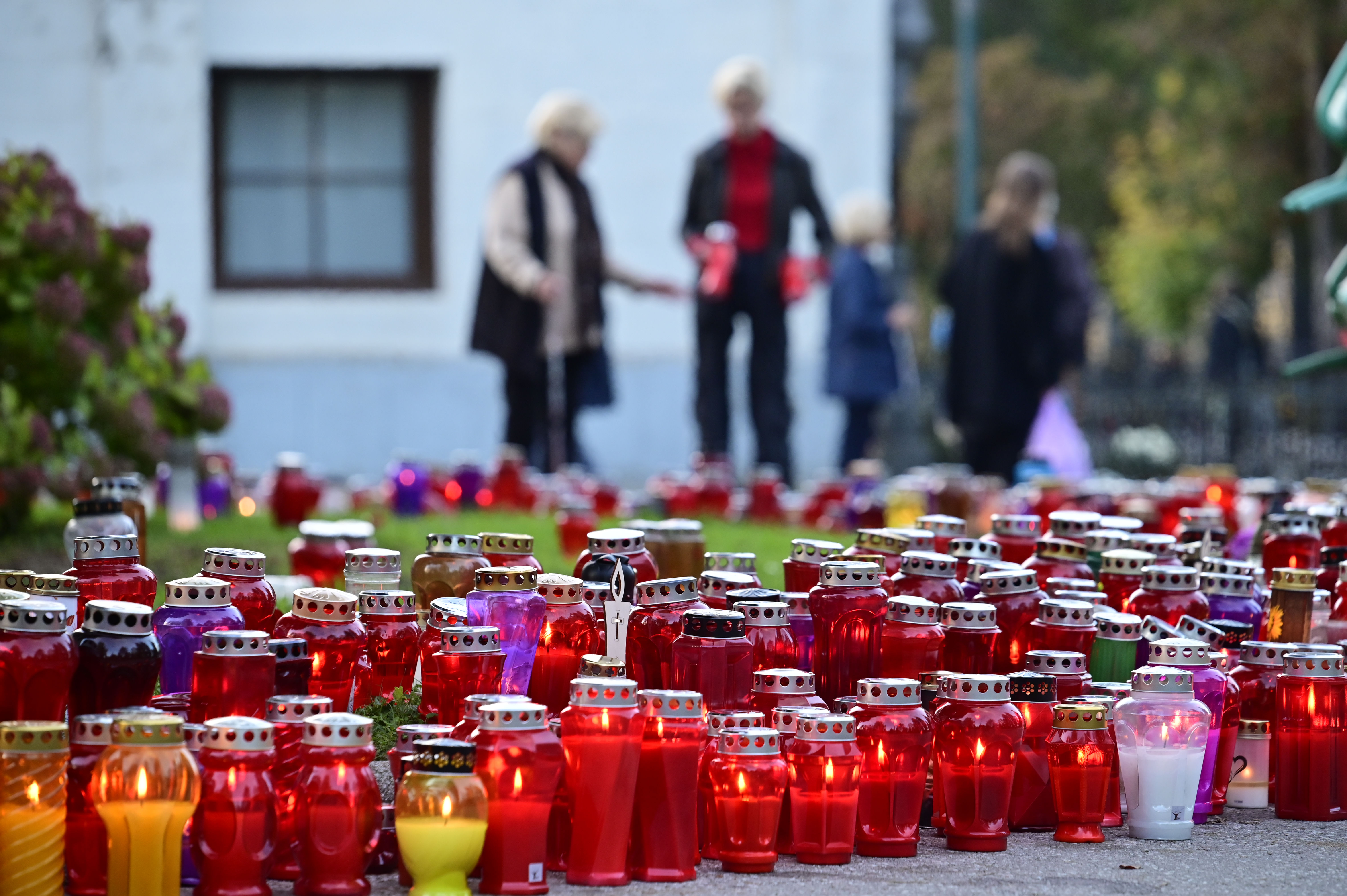 Žale, pokopališče, grob