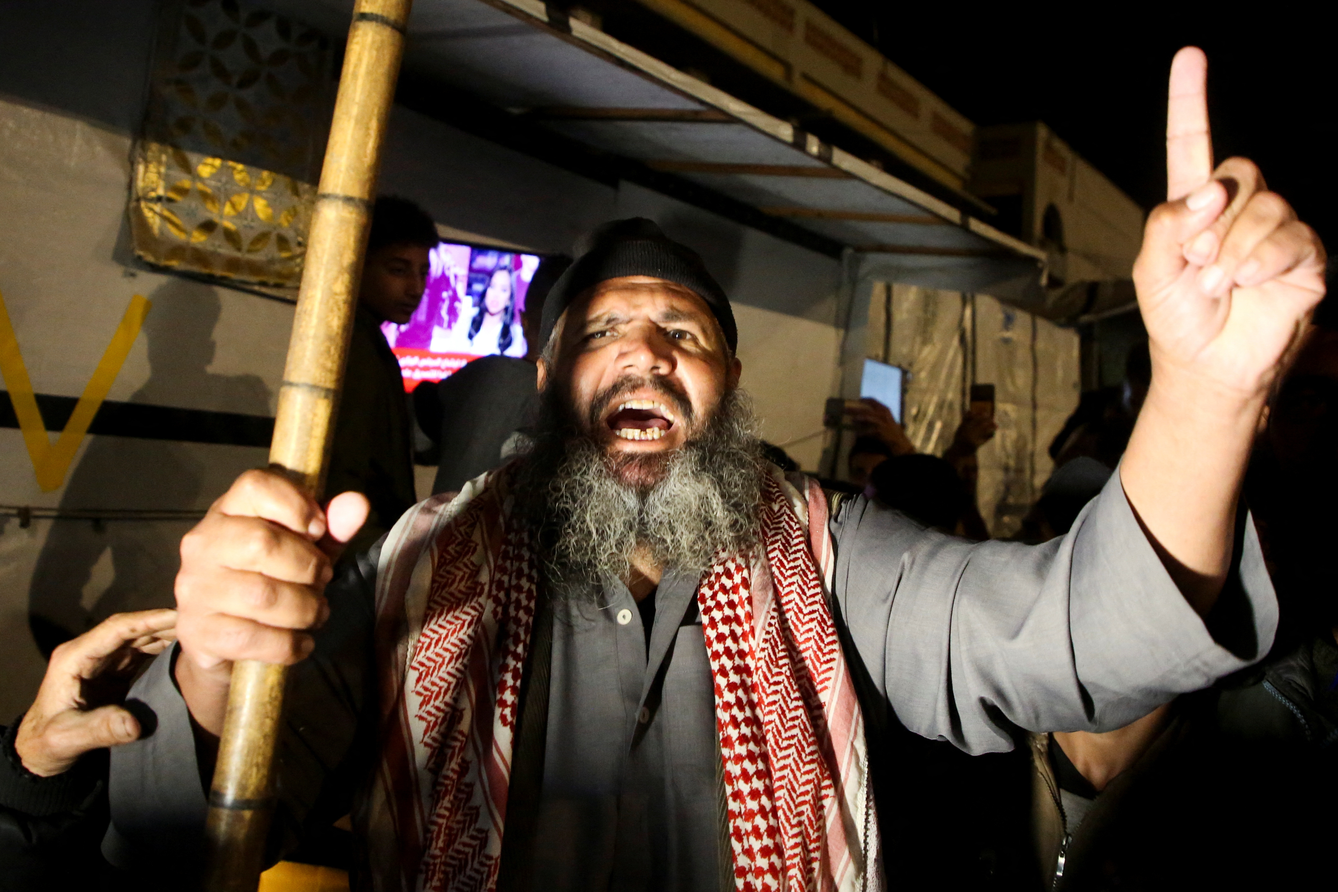 Veselje Palestincev, ko je odjeknila vest o premirju. (Foto: Hatem Khaled/REUTERS)