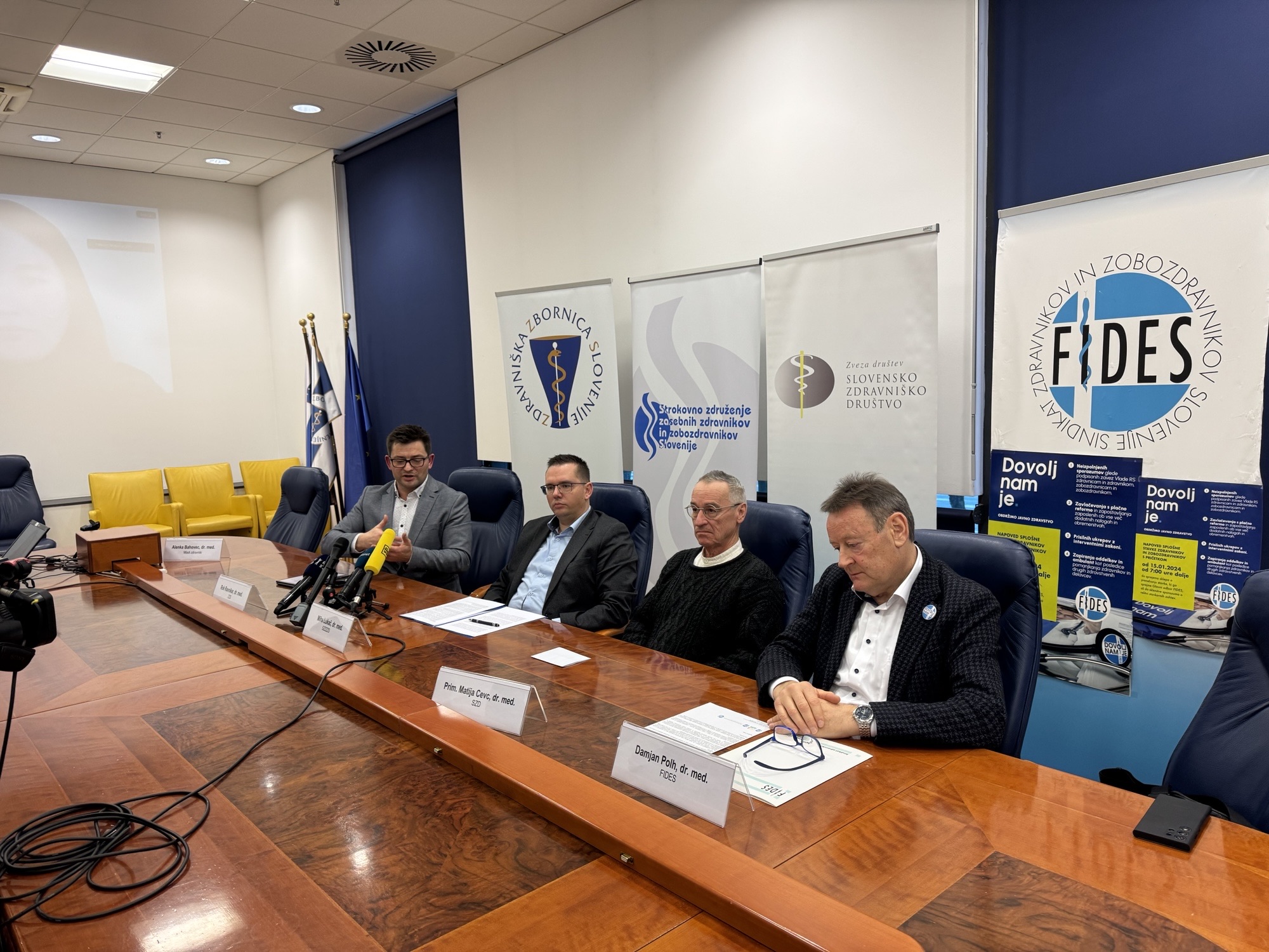 Zdravniška zbornica Slovenije