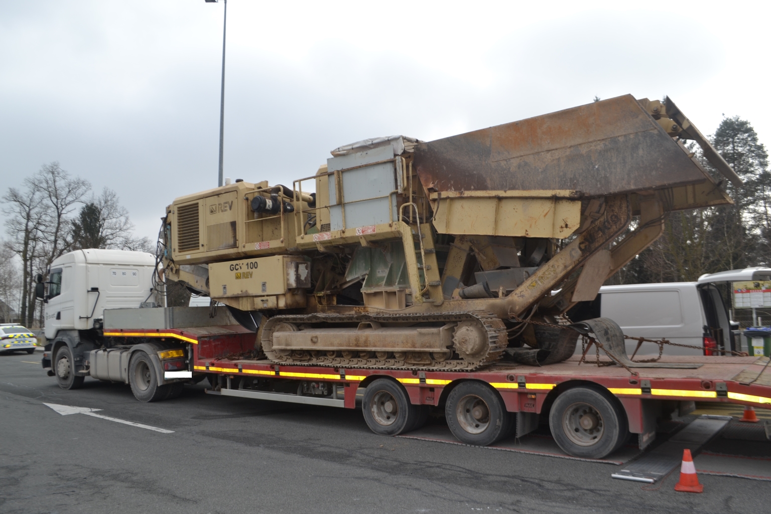 delovni stroj, tovorno vozilo, preobremenjenost