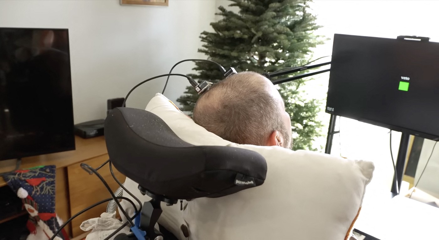 Une nouvmožgansko računalniški vmesnikelle interface cerveau-ordinateur qui traduit les signaux cérébraux en paroles avec une précision allant jusqu'à 97 %