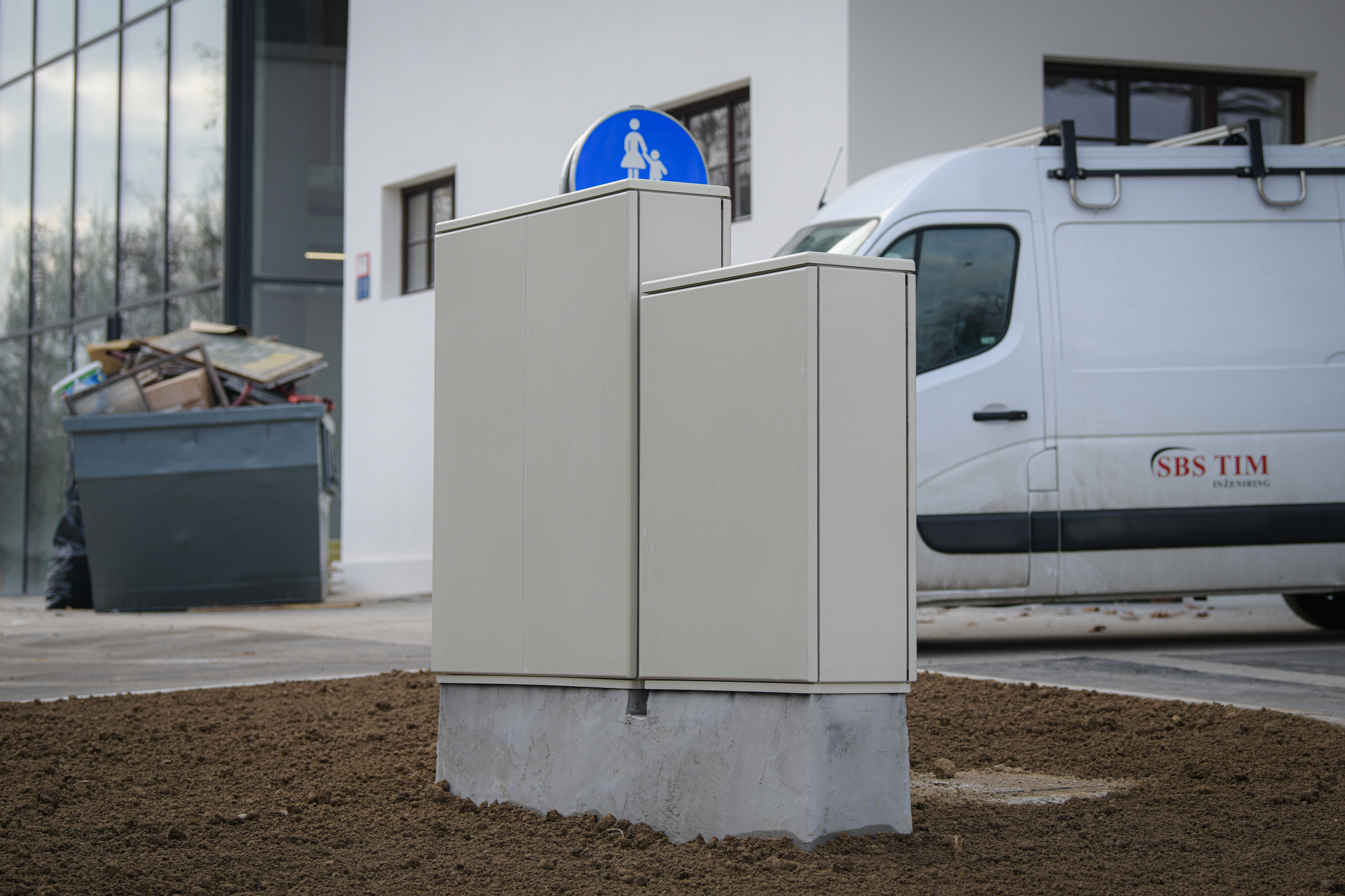 električna omarica, ilirija, mol