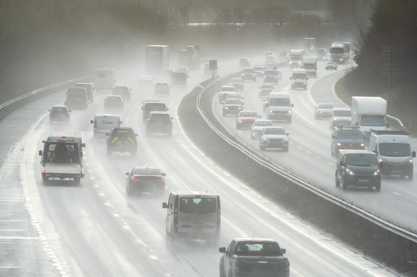 Neurje Eowyn se približuje Otoku (Foto: PROFIMEIDA)