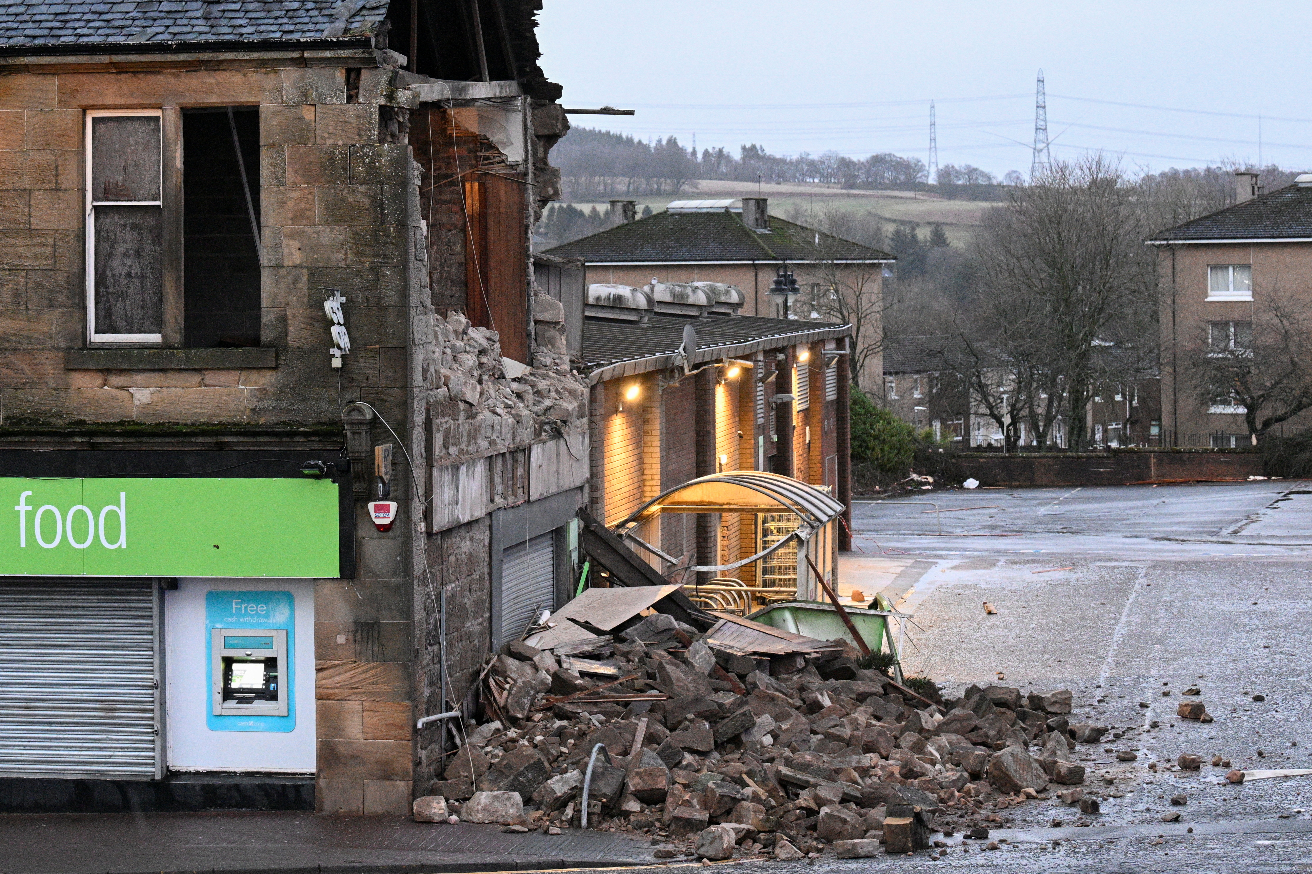 Neurje Eowyn, Irska, Velika Britanija