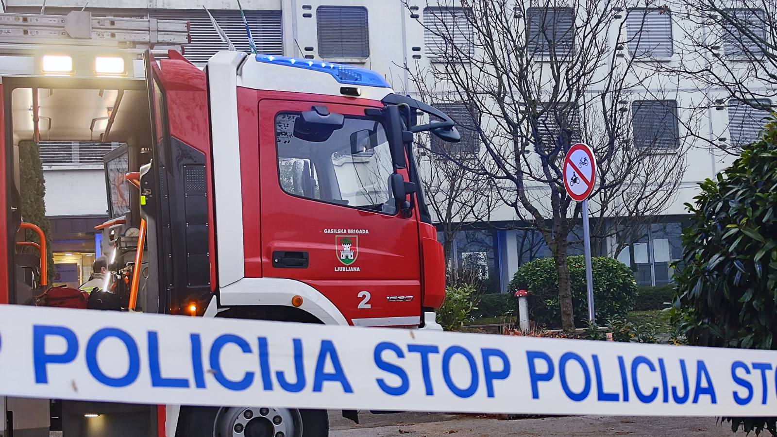 Požar v dijaškem domu na Poljanah (Foto: Denis Sadiković/N1)