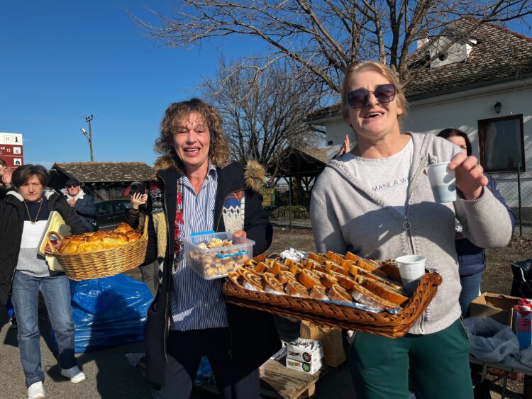 maradik, študenti, protest
