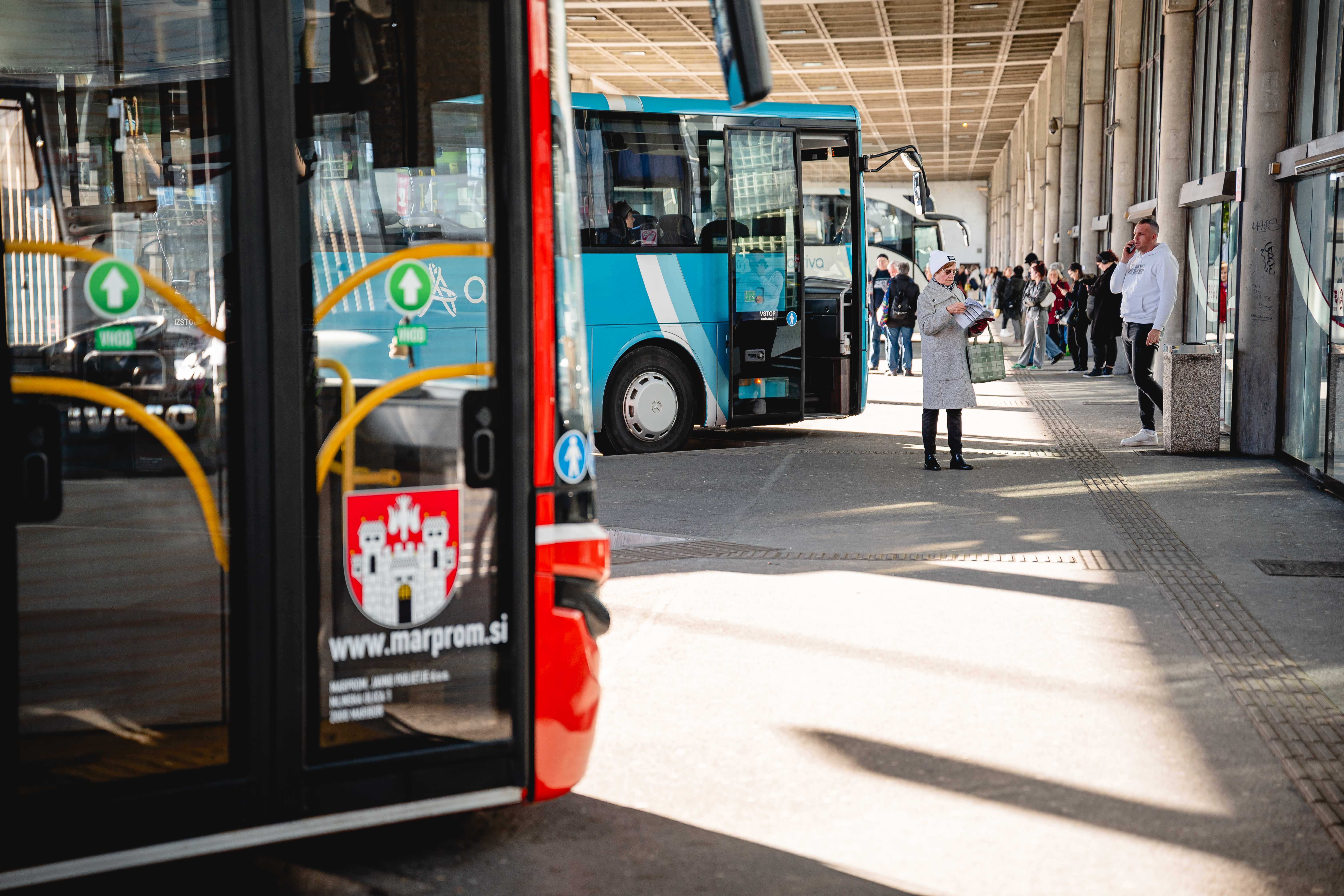 maribor, vozni red, javni mestni promet