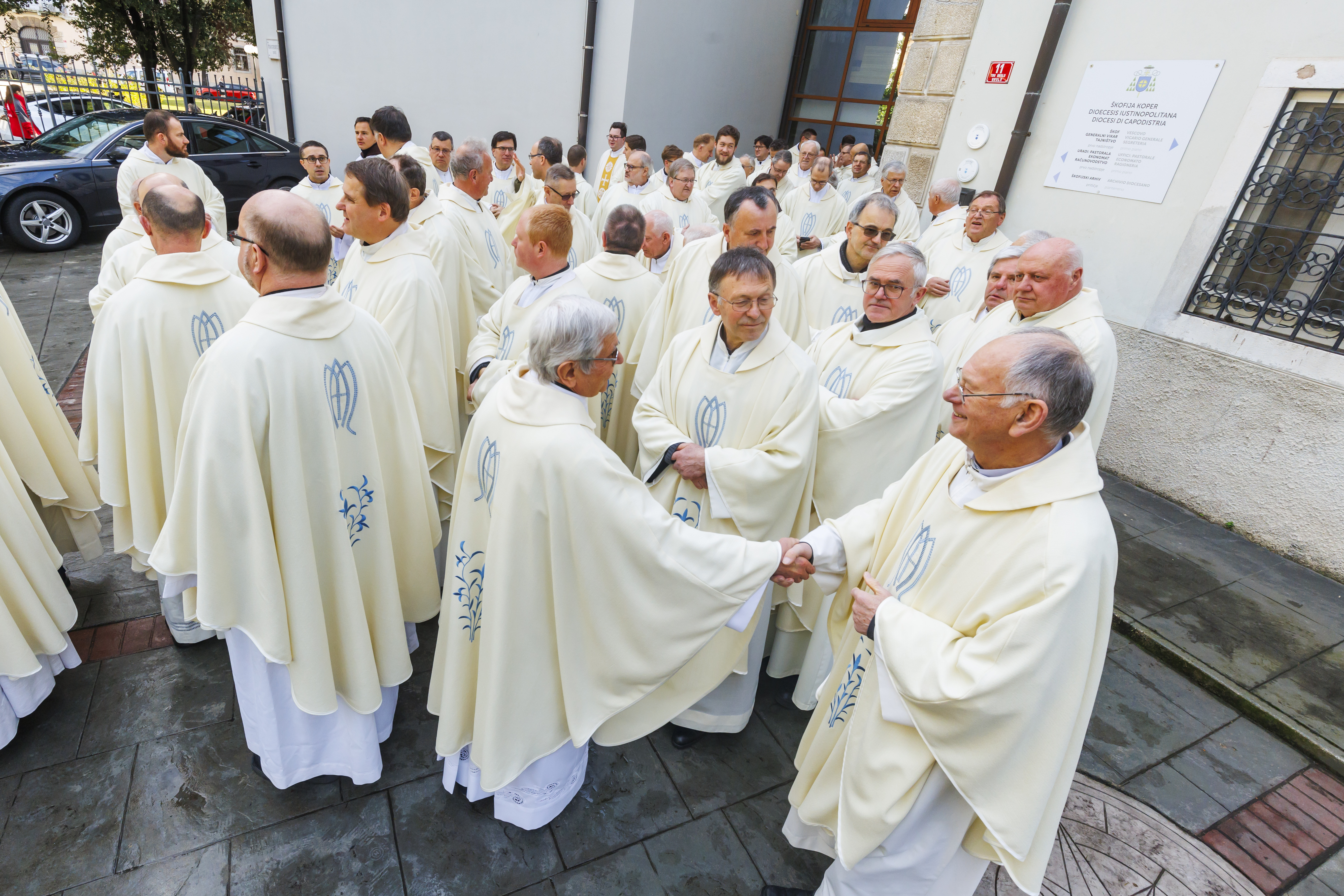 Slovesnost ob umestitvi novega koprskega škofa Petra Štumpfa (Foto: Tomaž