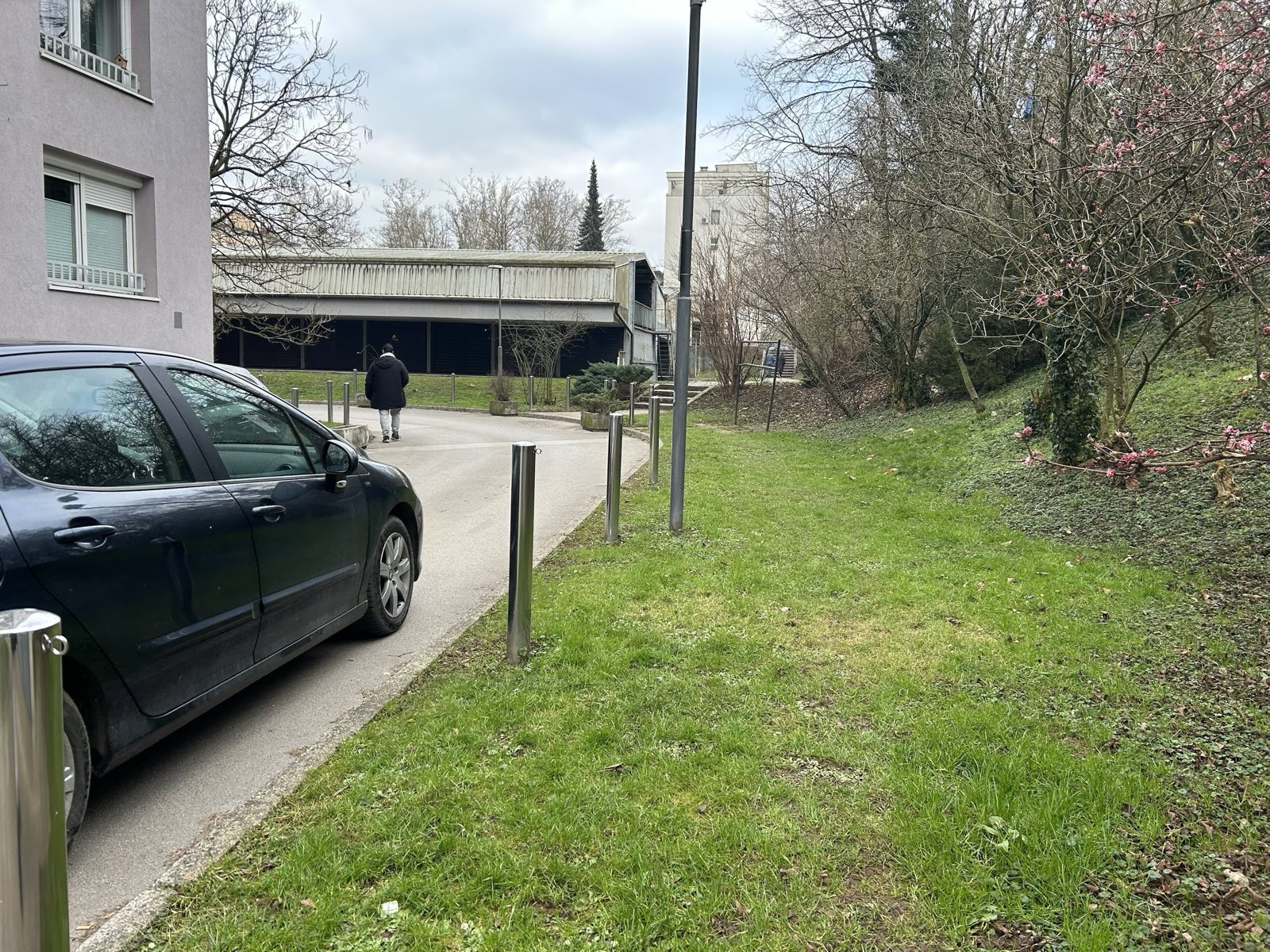 Parkiranje, ljubljana, stanovalci, blok težave