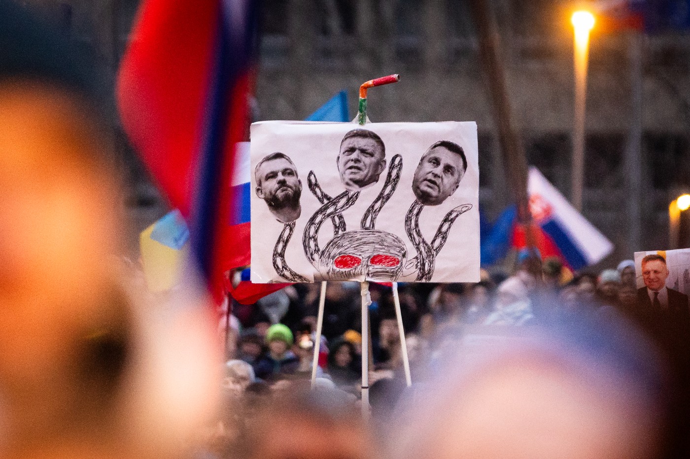 protivladni protest, bratislava, slovaška,