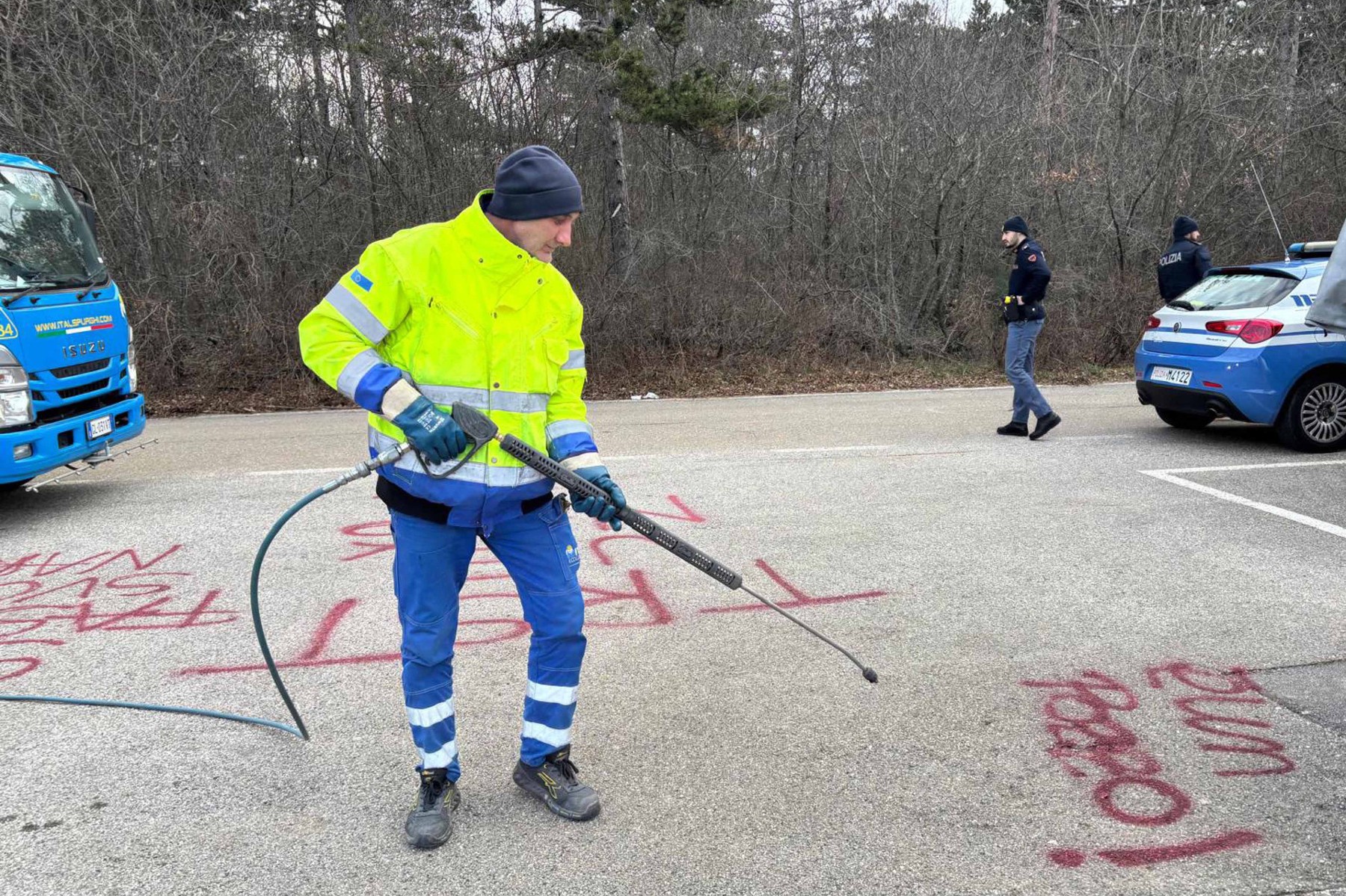 Bazovica, Italija, napis