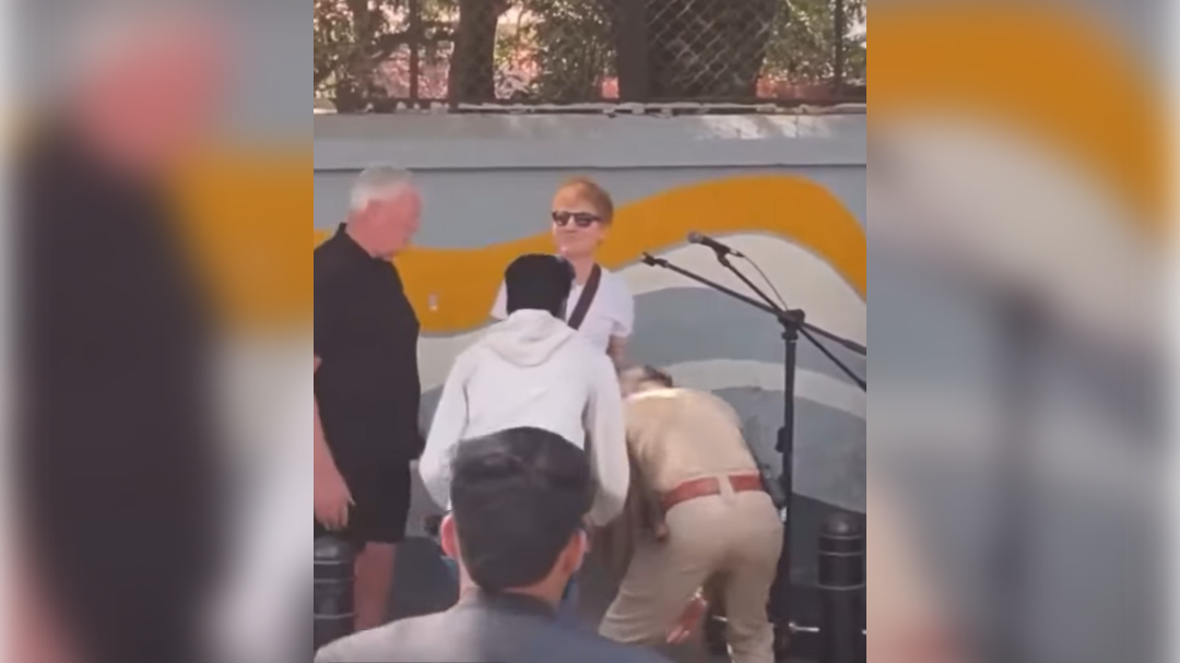 Ed Sheeran, ulični nastop, Indija