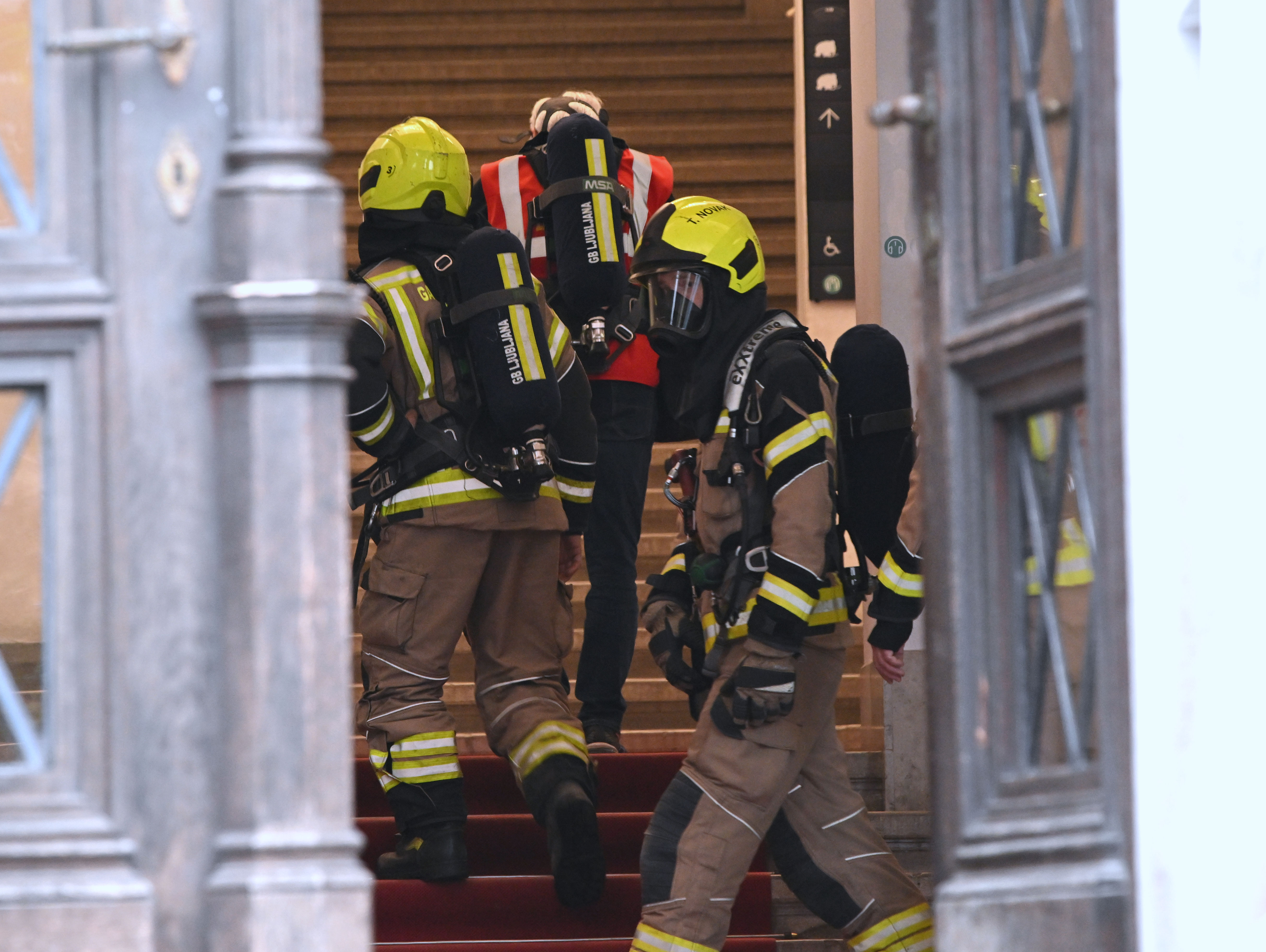 požarna varnost, požarna vaja, evakuacija, gasilci