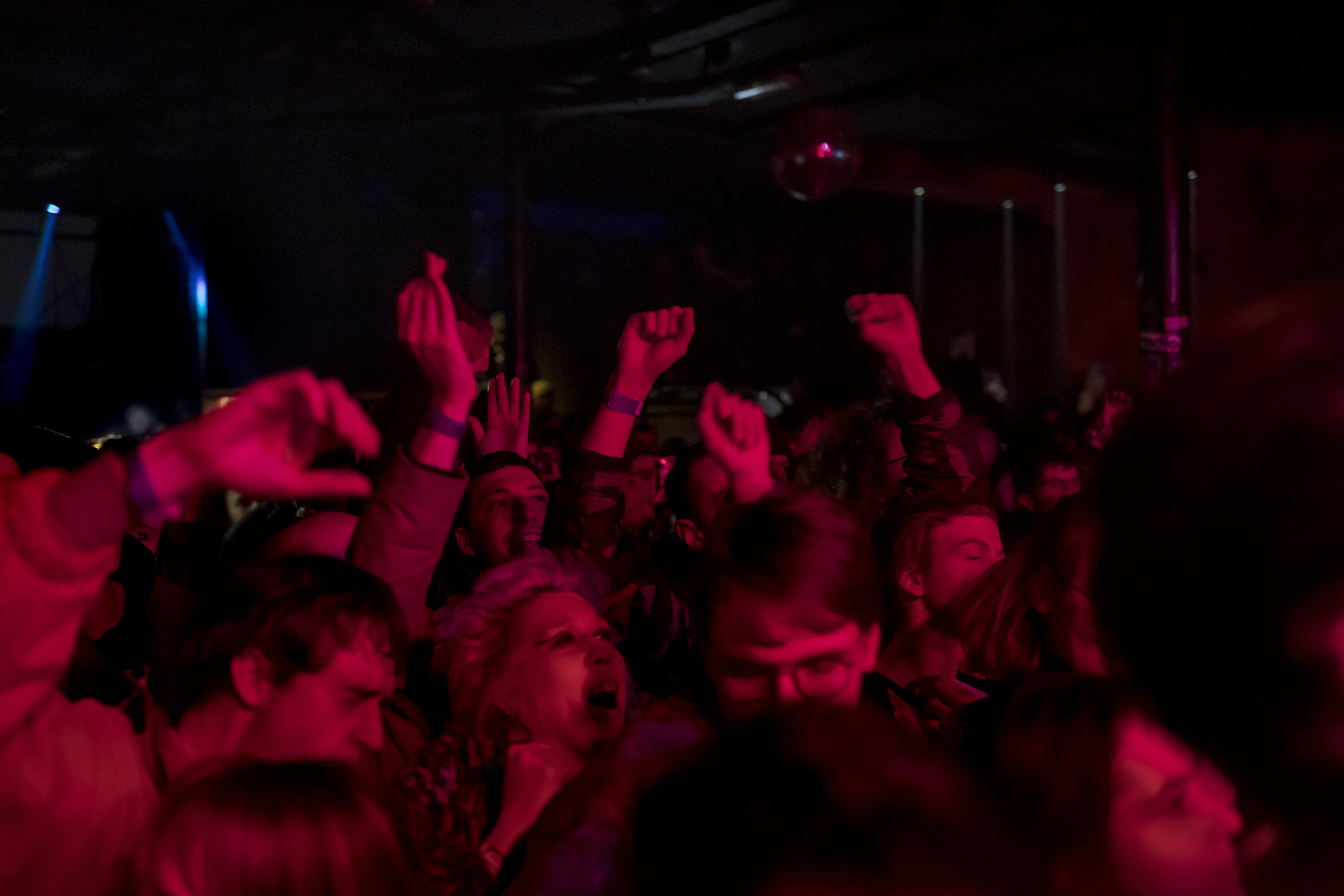 Prizor s festivala Ment, Gala Hala (Foto: Ales Rosa)
