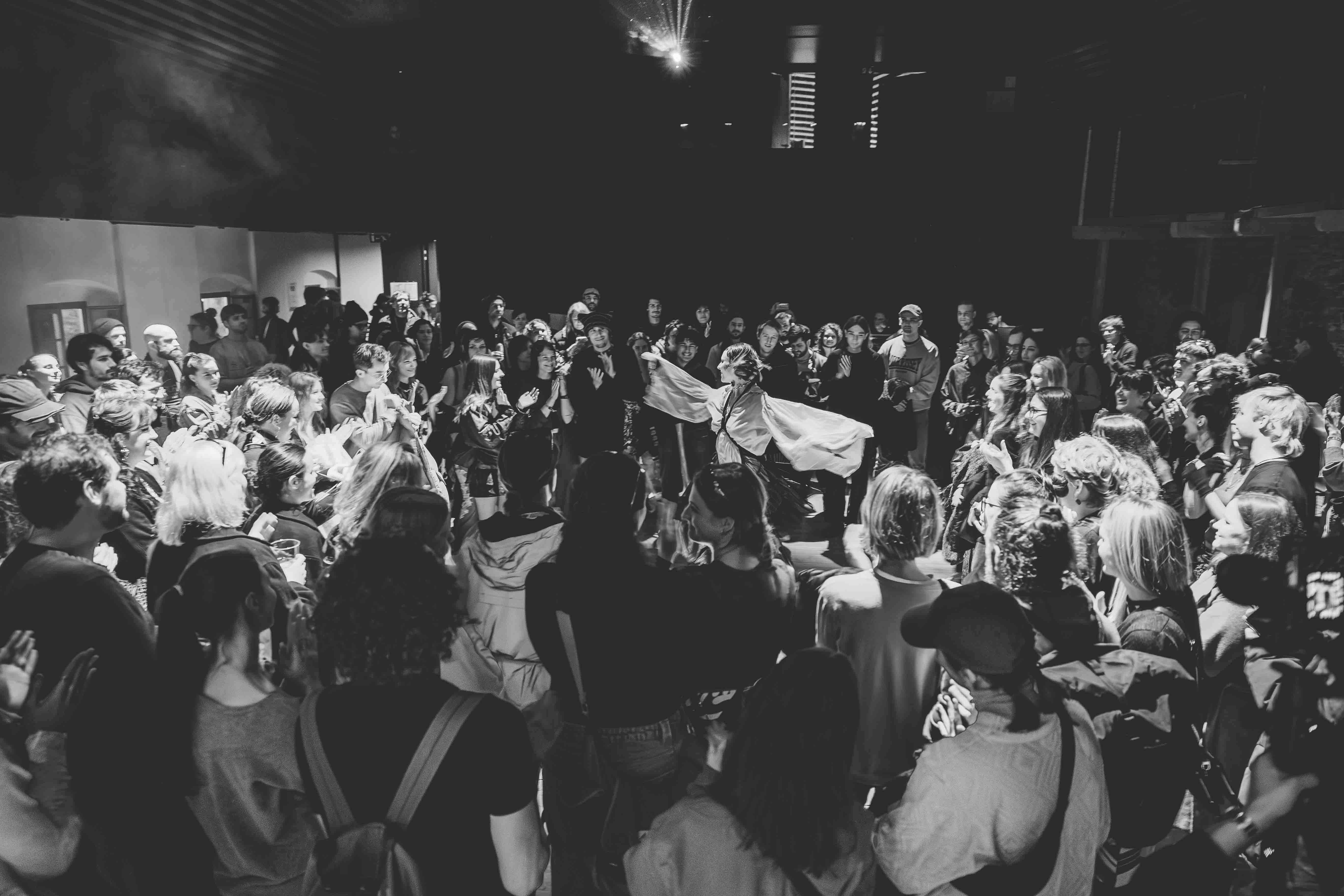 Prizor z lanskega festivala Ment, Ljubljanski grad (Foto: Tina Stariha)