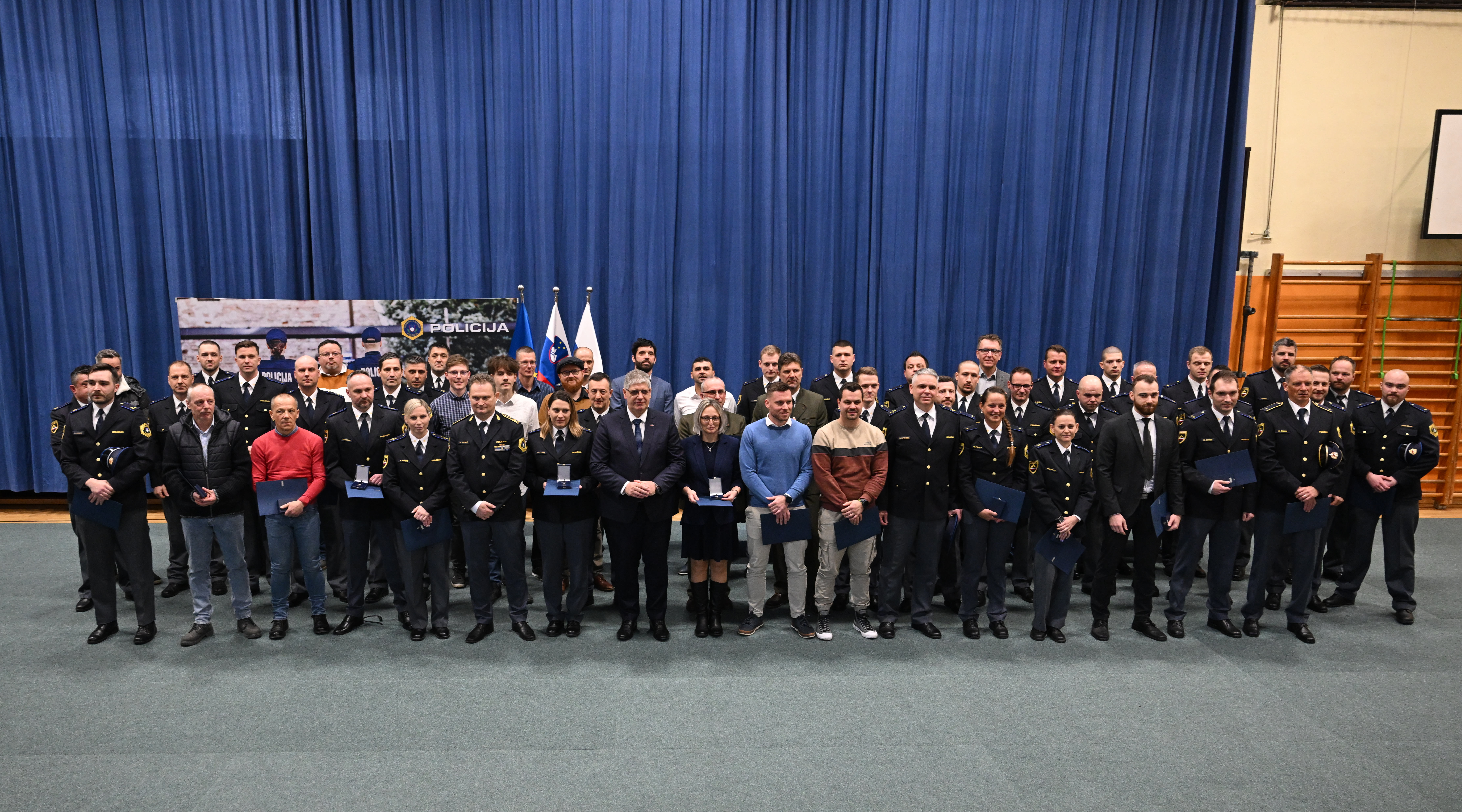 požrtvovalnost, policija, podelitev medalj, boštjan poklukar