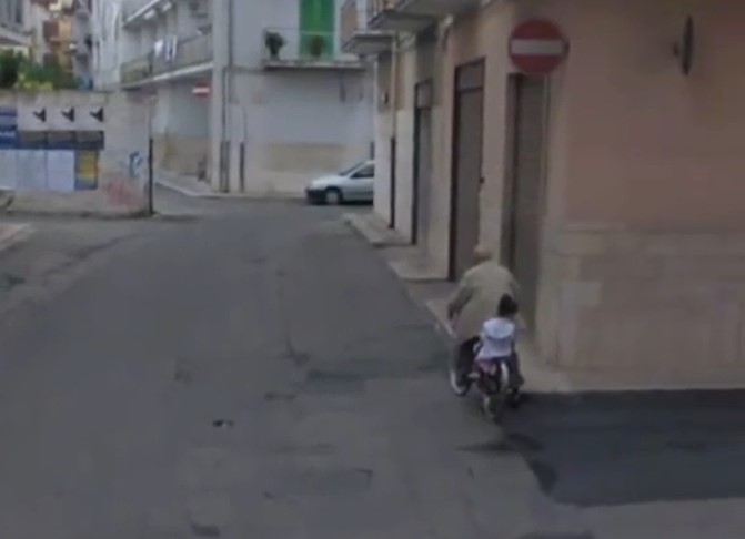 tiktok, dedek, Google, Zemljevidi, Street view, viralno