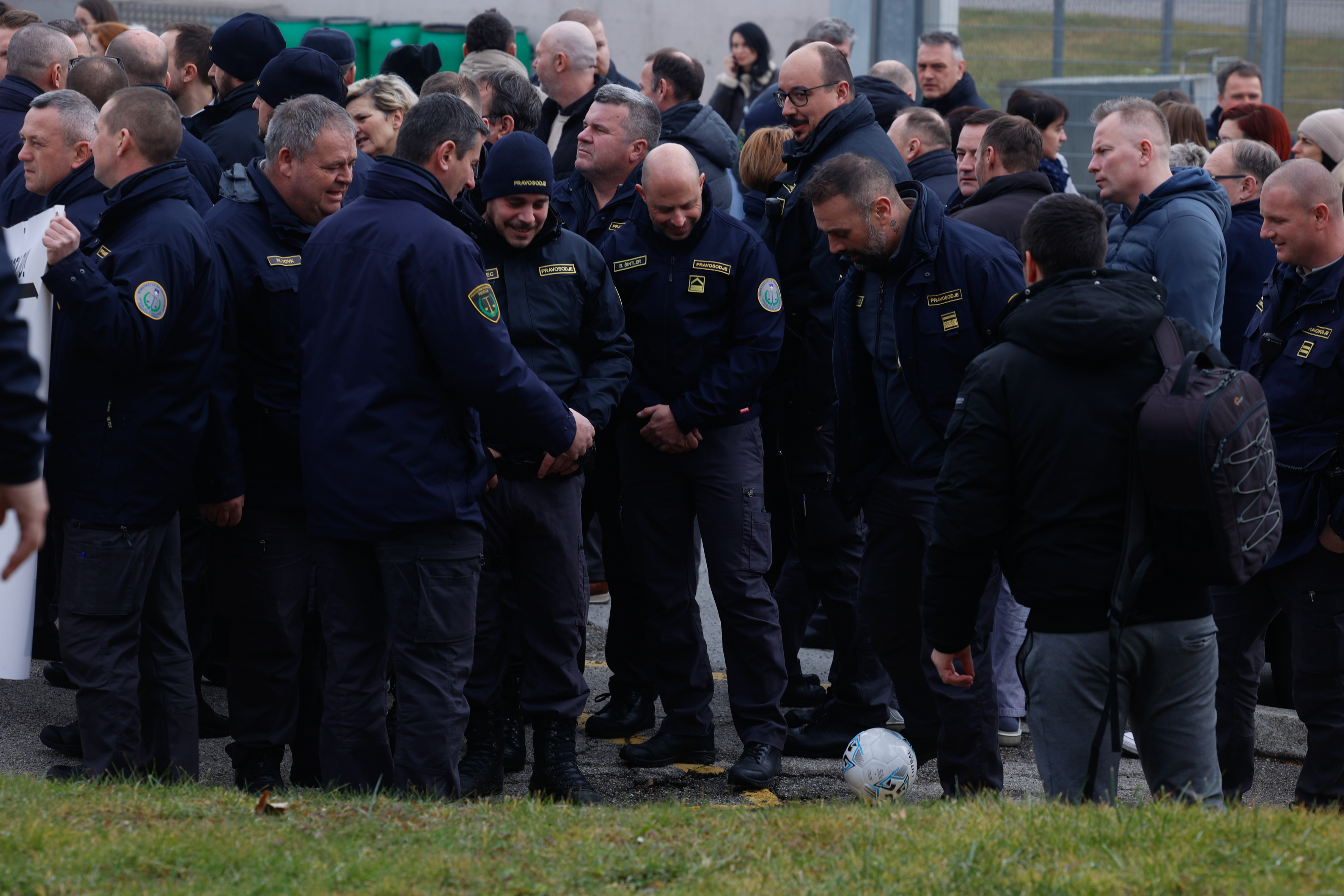 Protest pravosodnih policistov na Dobu. (Foto: BOBO)