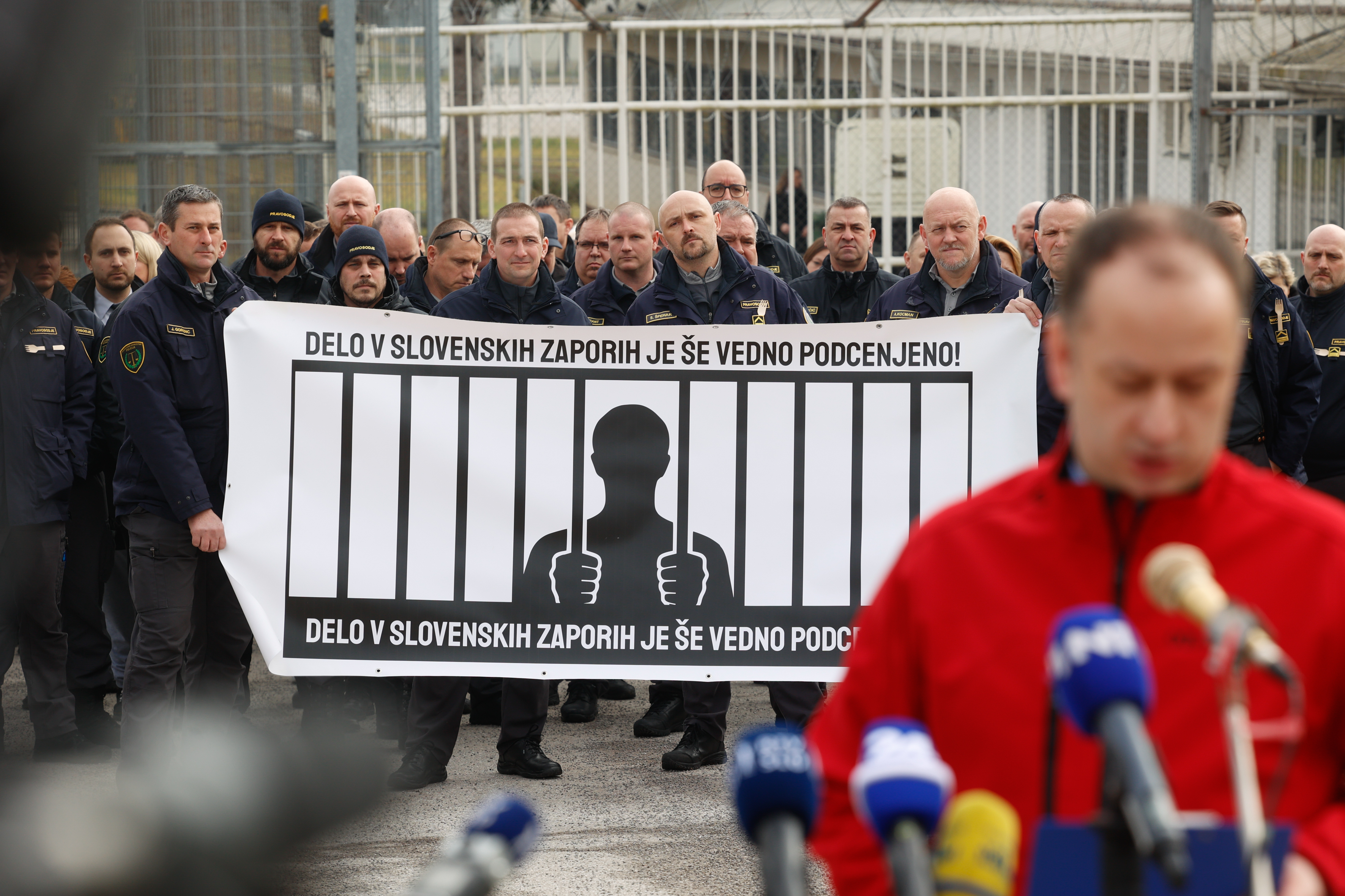 Protest pravosodnih policistov na Dobu. (Foto: BOBO)