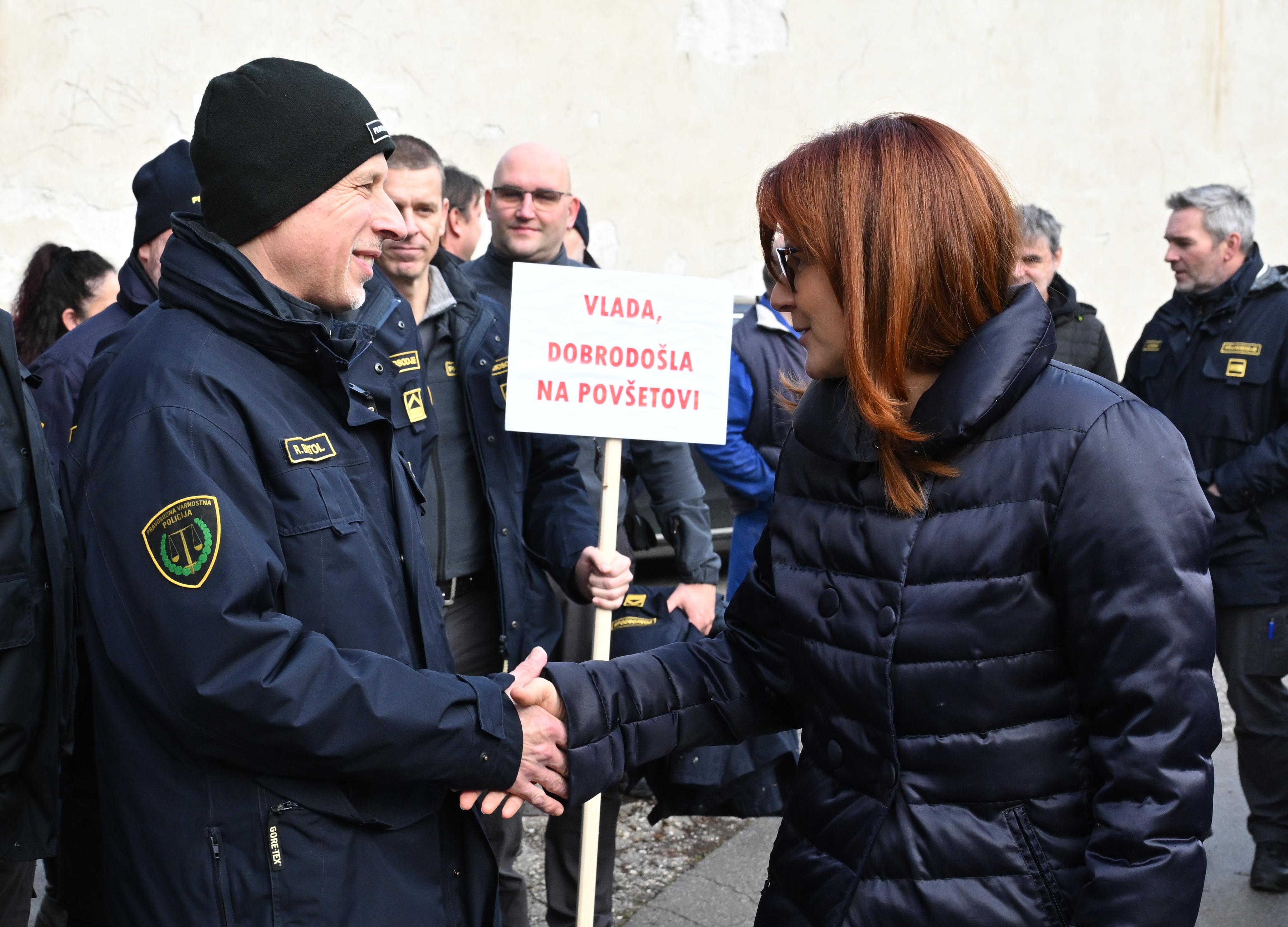 andreja katič, protest, pravosodni policisti, pravosodje, pazniki, pravosodni policist,