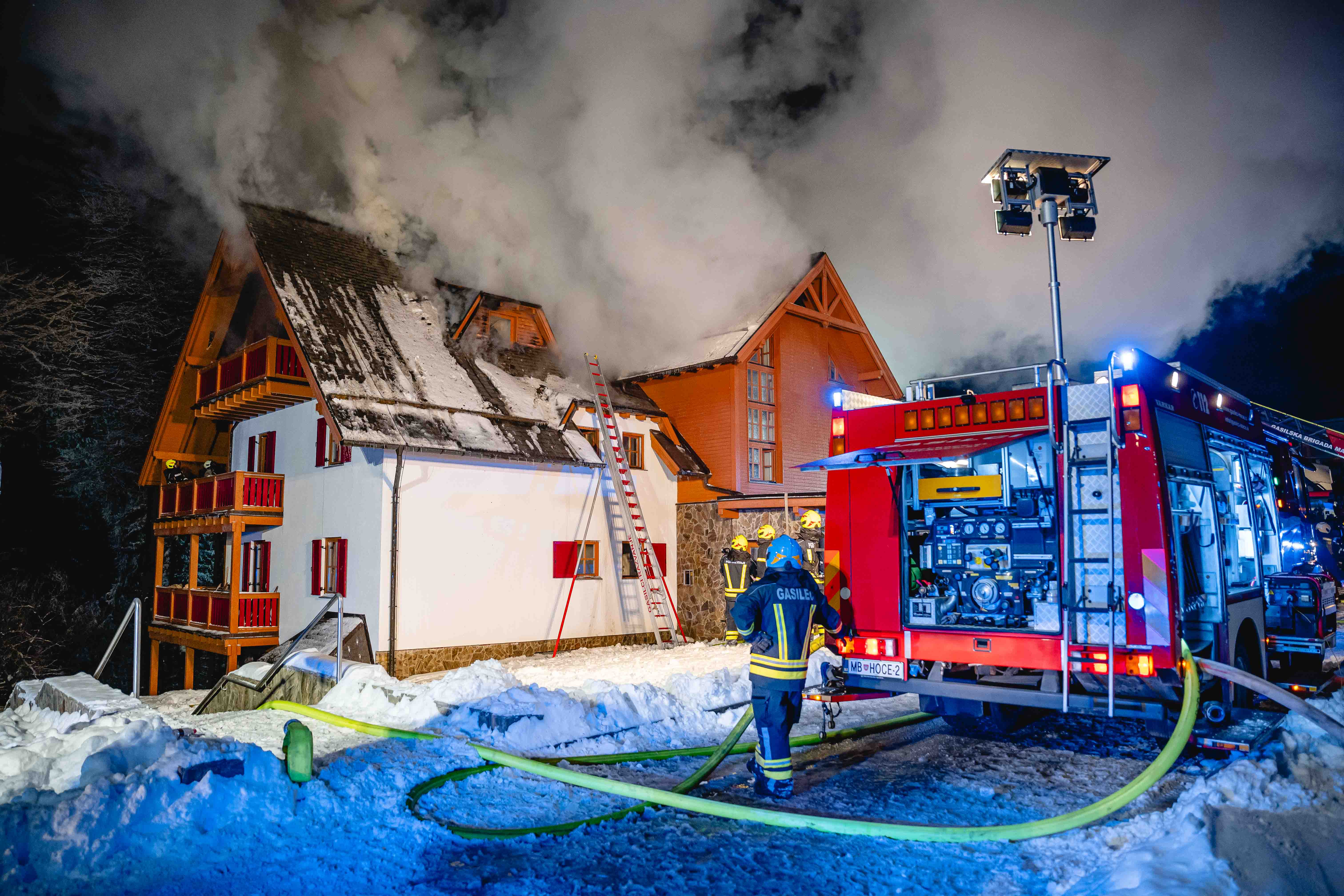 Požar, bolfenk, pohorje, mariborsko pohorje, maribor, gasilci