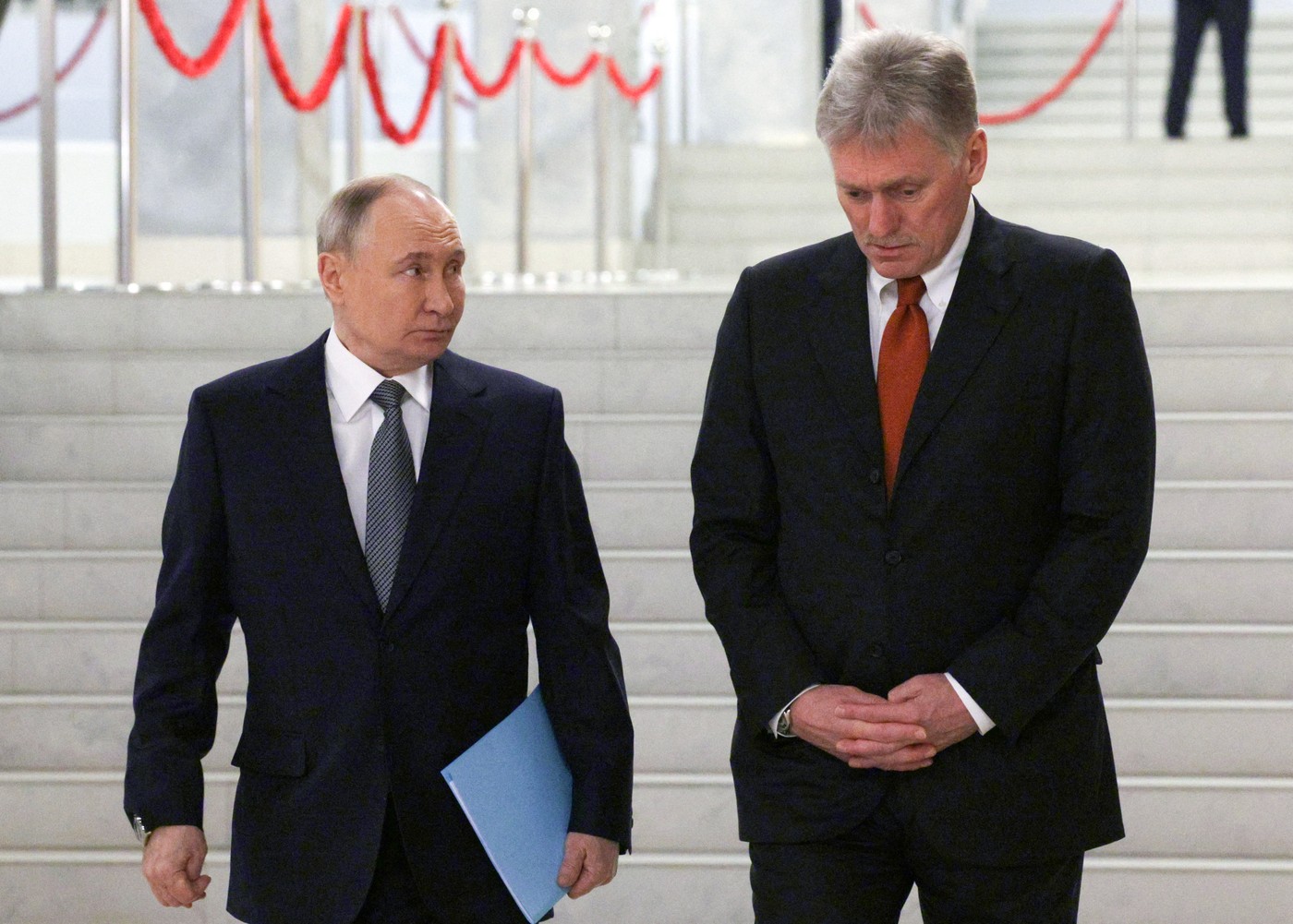 Vladimir Putin in Dmitri Peskov