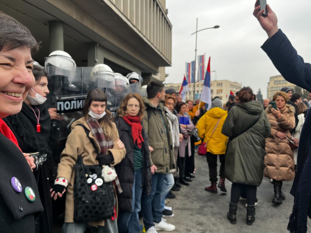 novi sad, protest, policija