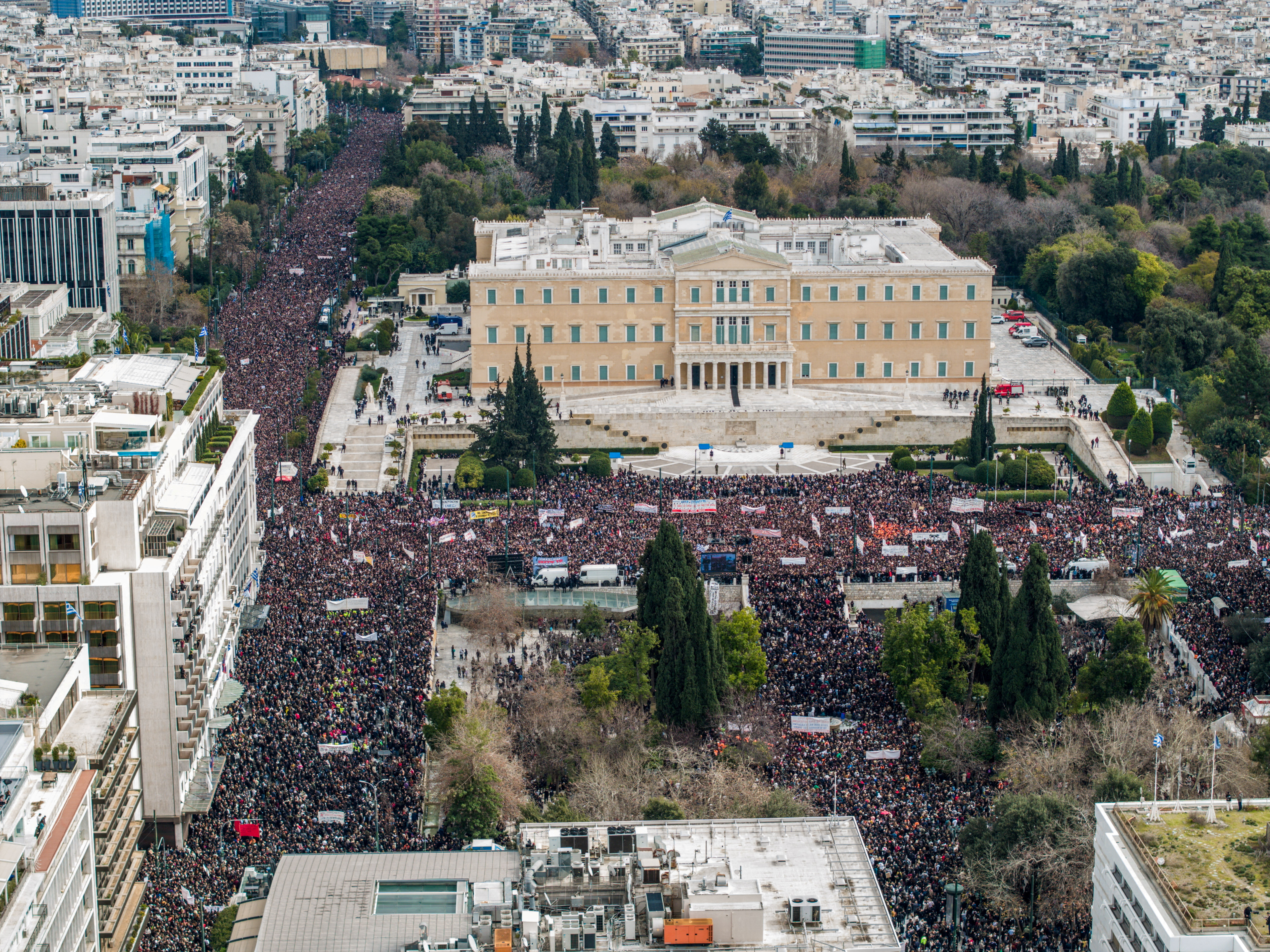 Protesti, grčija, atene, železniška nesreča, policija