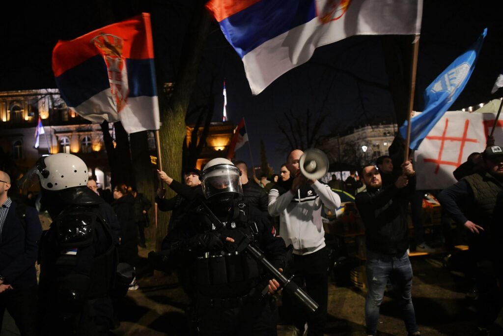 Policija v Pionirskem parku