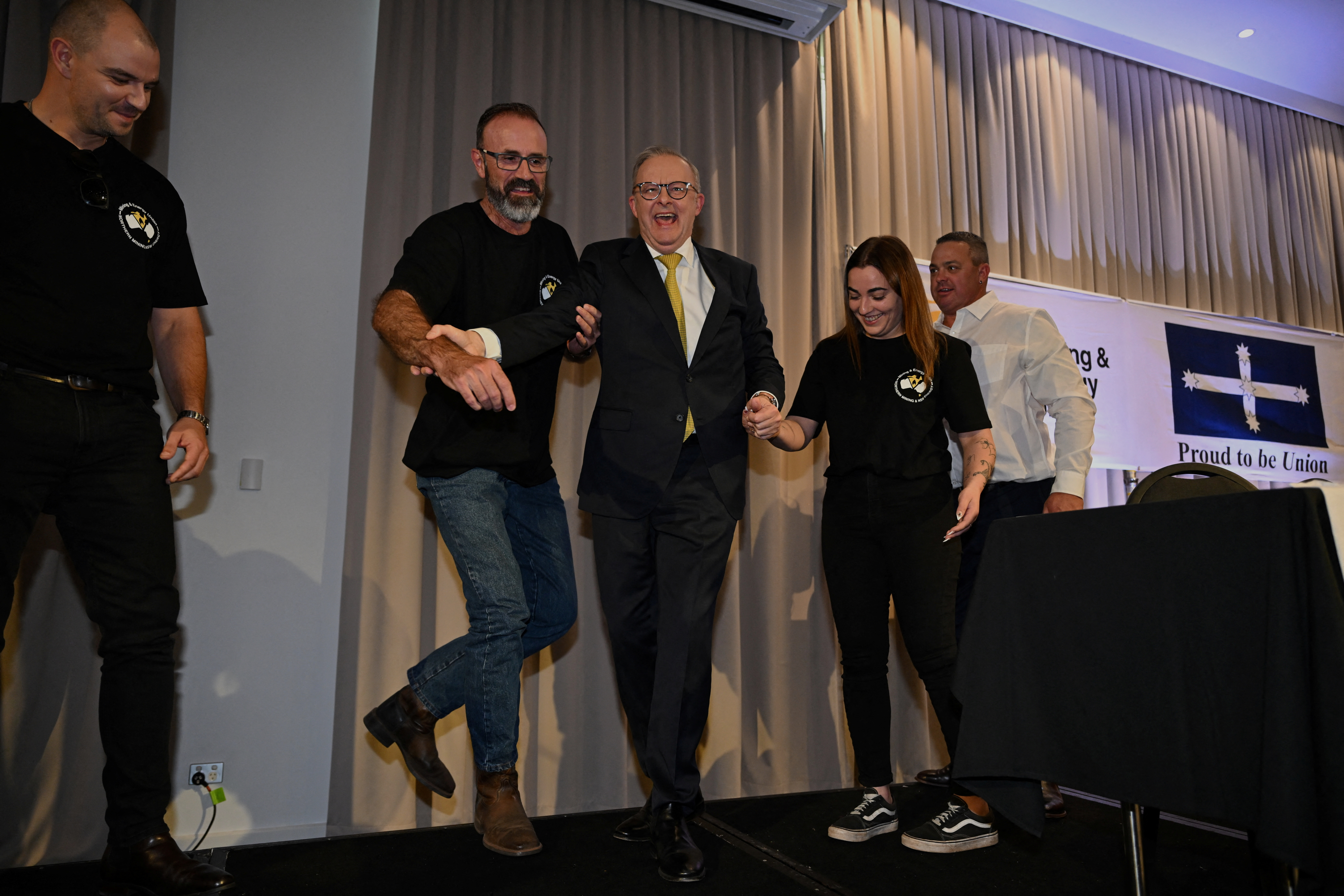 Anthony Albanese, padec