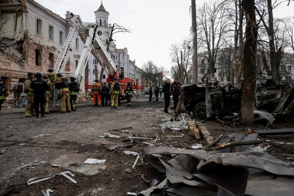 1744722001-2025-04-13T152945Z_1070846340_RC22XDAD3PWU_RTRMADP_3_UKRAINE-CRISIS-ATTACK-SUMY-1024x683.jpg